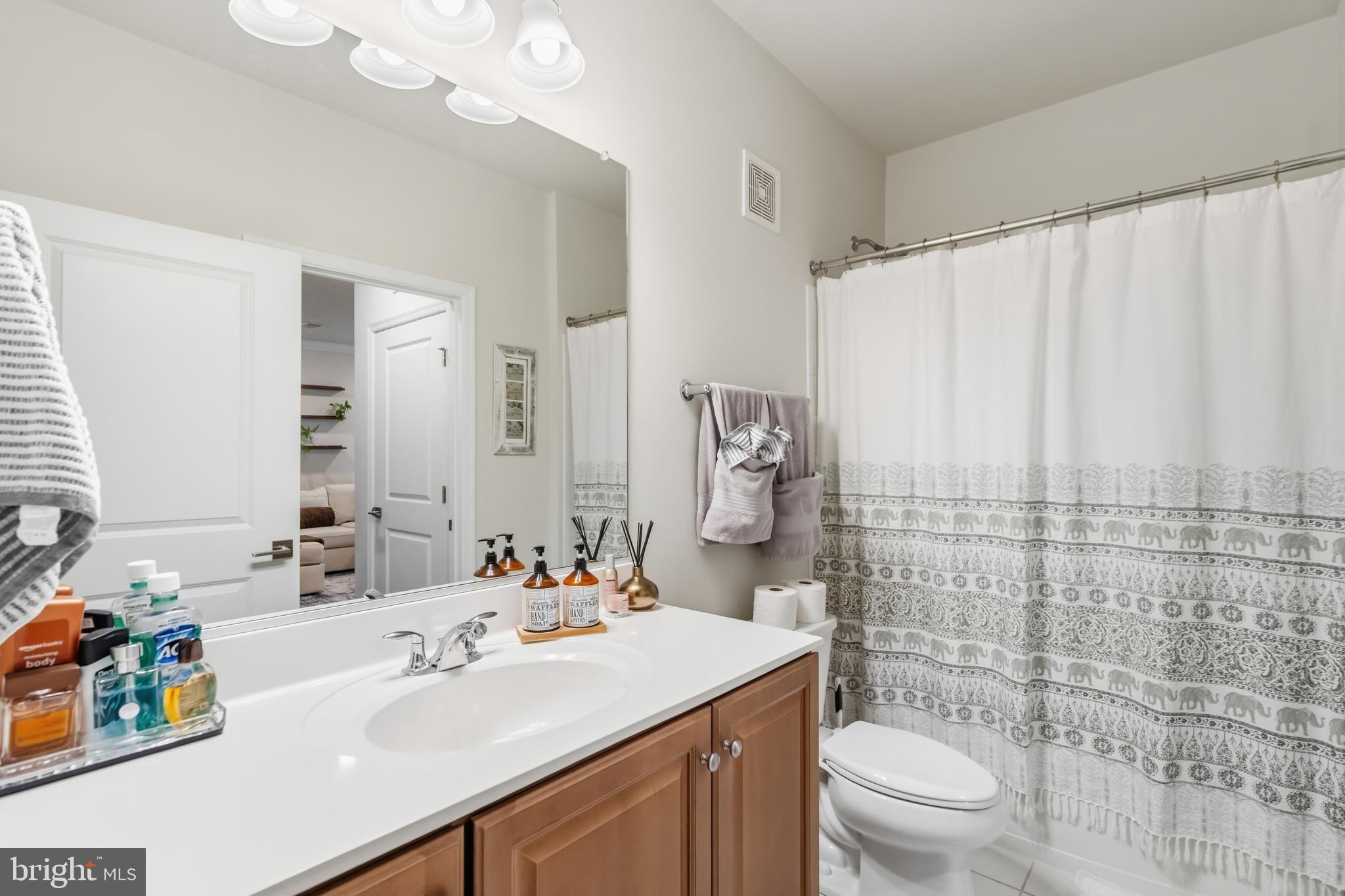 LOUDOUN VALLEY RIDGES - Residential