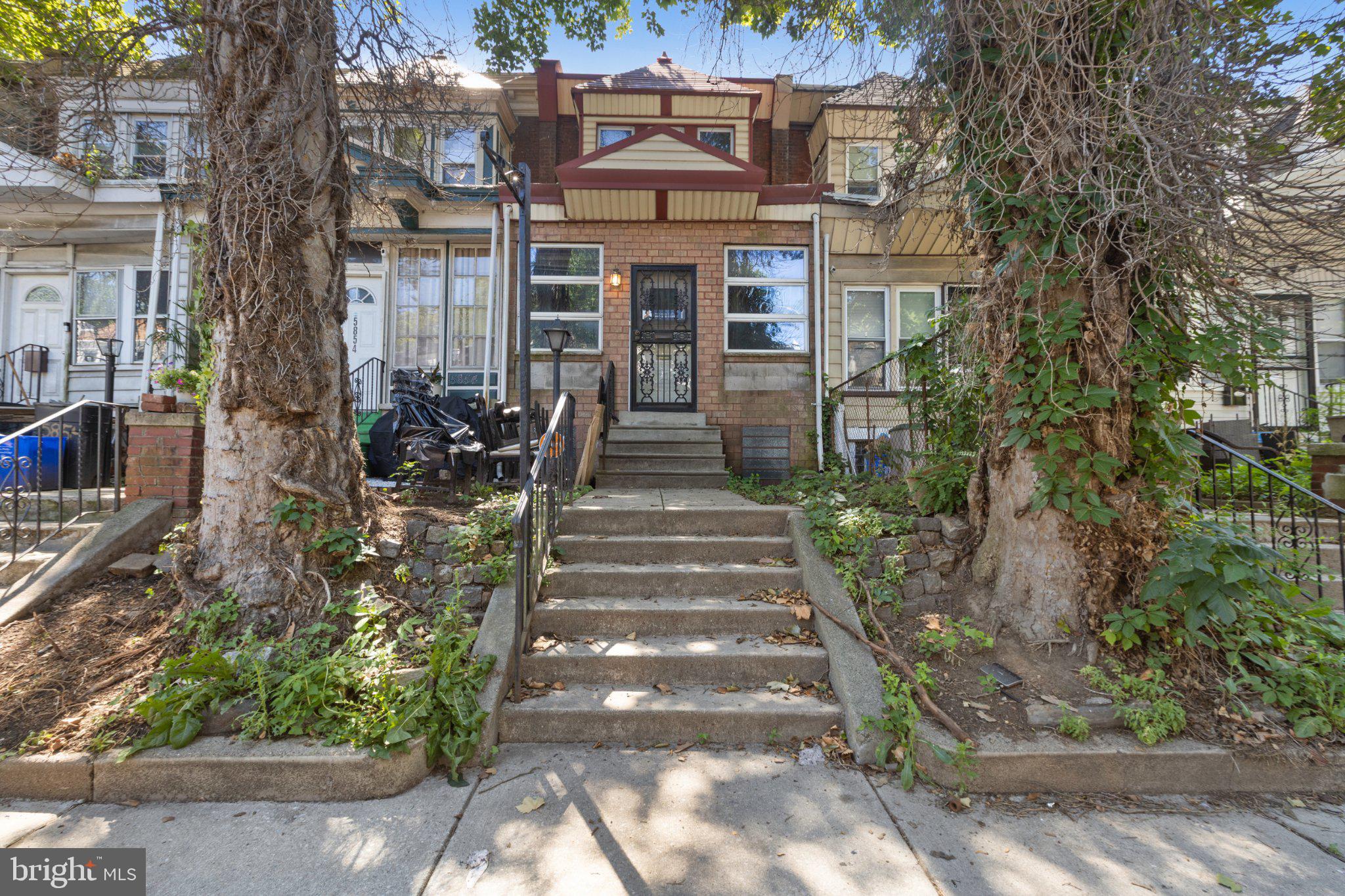 Investor Opportunity: Endless Potential!

Calling all investors, flippers, and savvy buyers! This 3-bedroom, 1-bath home offers approximately 1,290 square feet of living space and is packed with potential. In addition to the three bedrooms, you'll find a bonus room that can easily serve as a home office, playroom, hobby space, or flex room to fit your needs.

Whether you're looking to renovate and resell, add to your rental portfolio, or create your dream home, this property provides a solid opportunity to build equity and maximize value. With a spacious layout and plenty of room for customization, the possibilities are endless.

Priced at just $150,000, this is your chance to secure a property with strong upside potential.

The property is being sold as-is. The buyer is responsible for all inspections, U & O, and all due diligence.

📍 Schedule your showing today and bring your vision to life!