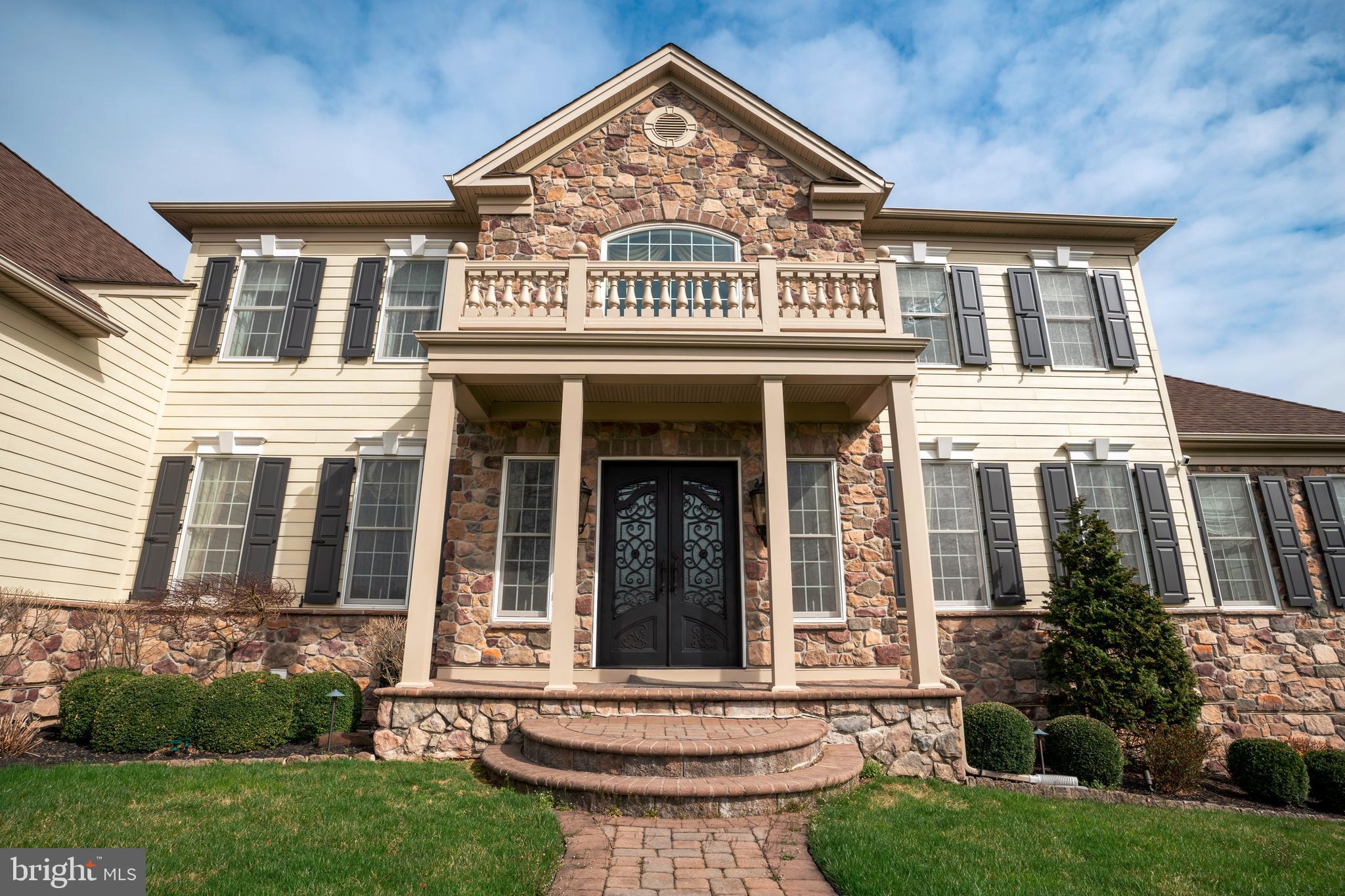 ESTATES AT HILLTOWN - Residential