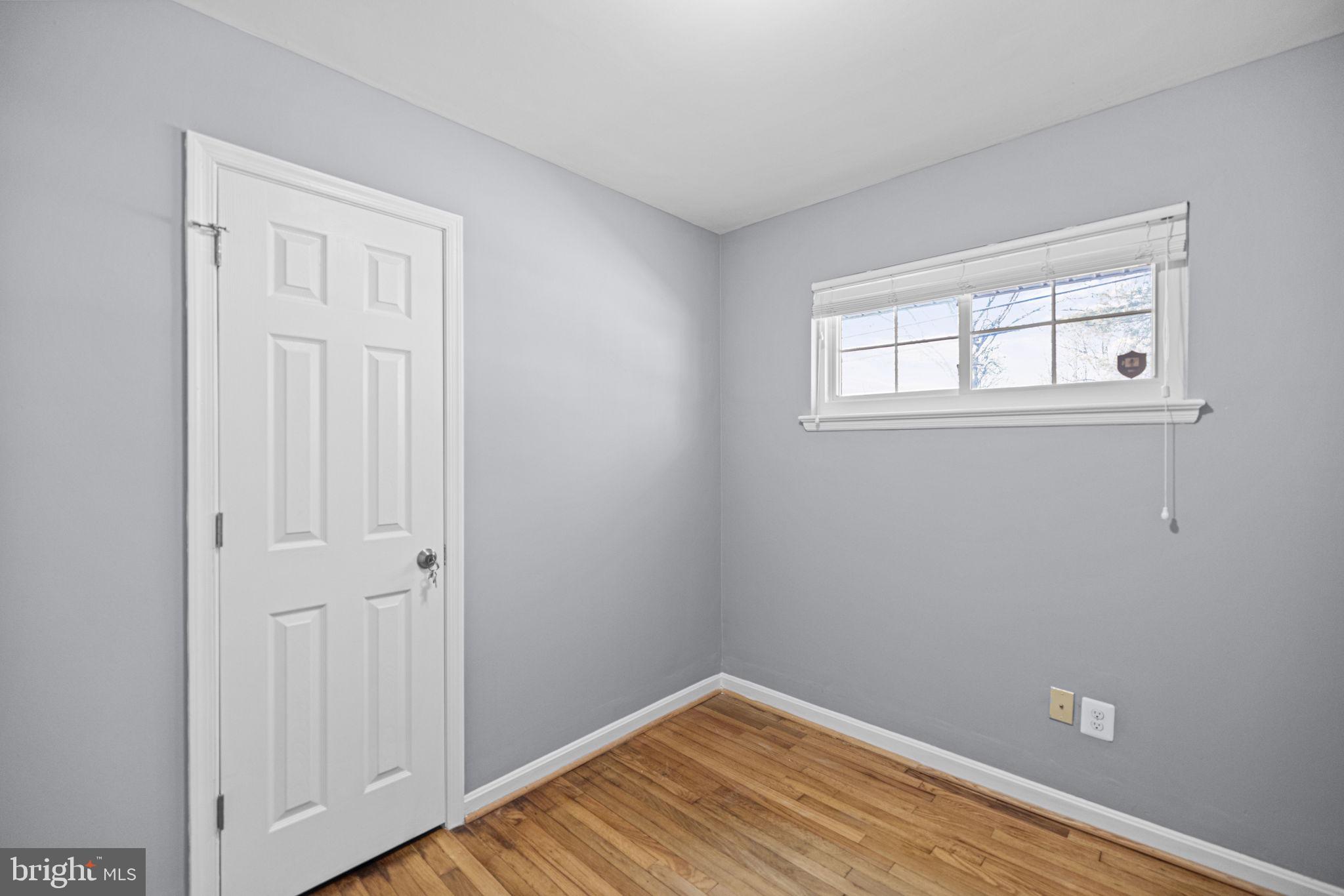 BROYHILL PARK - Residential