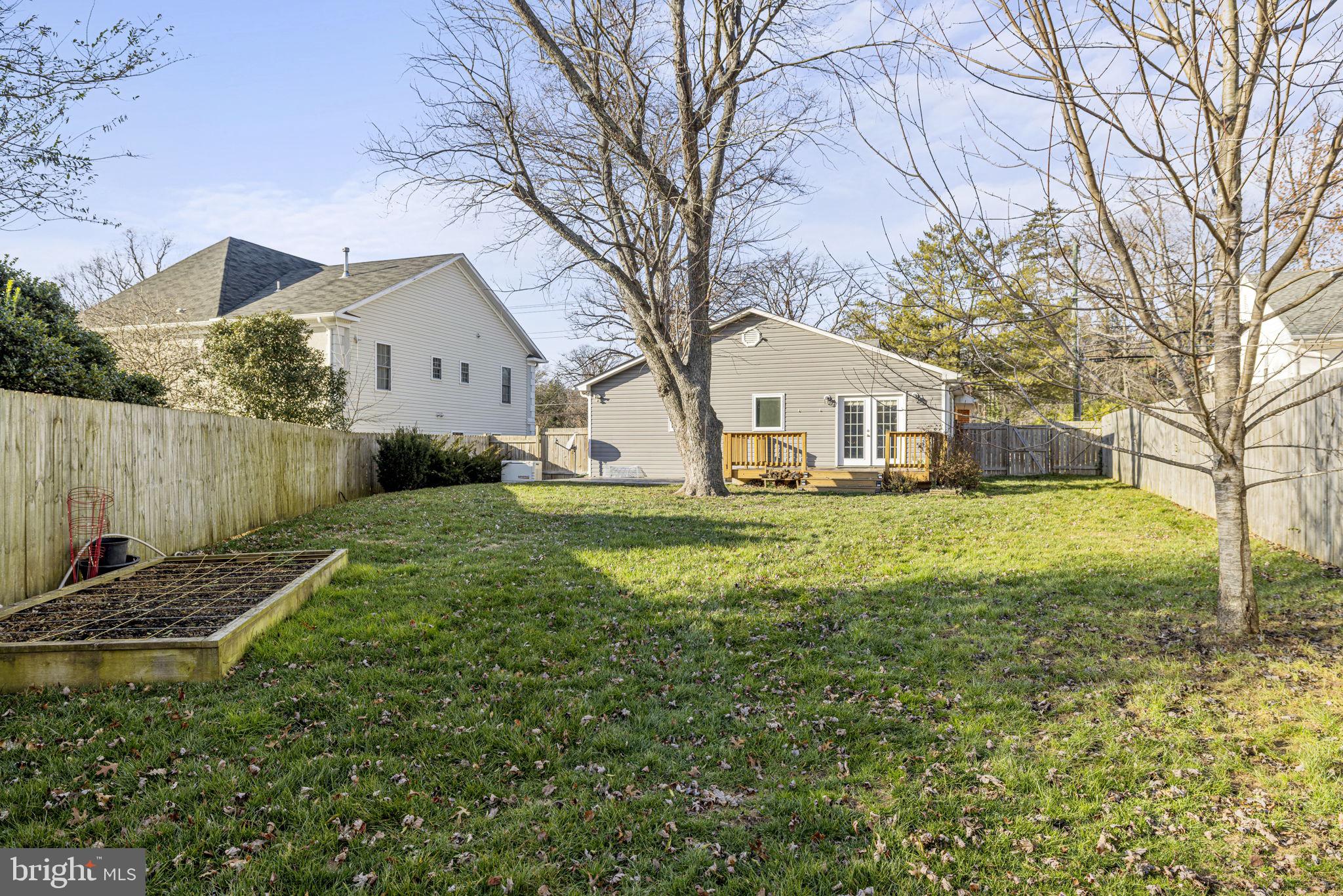 BROYHILL PARK - Residential