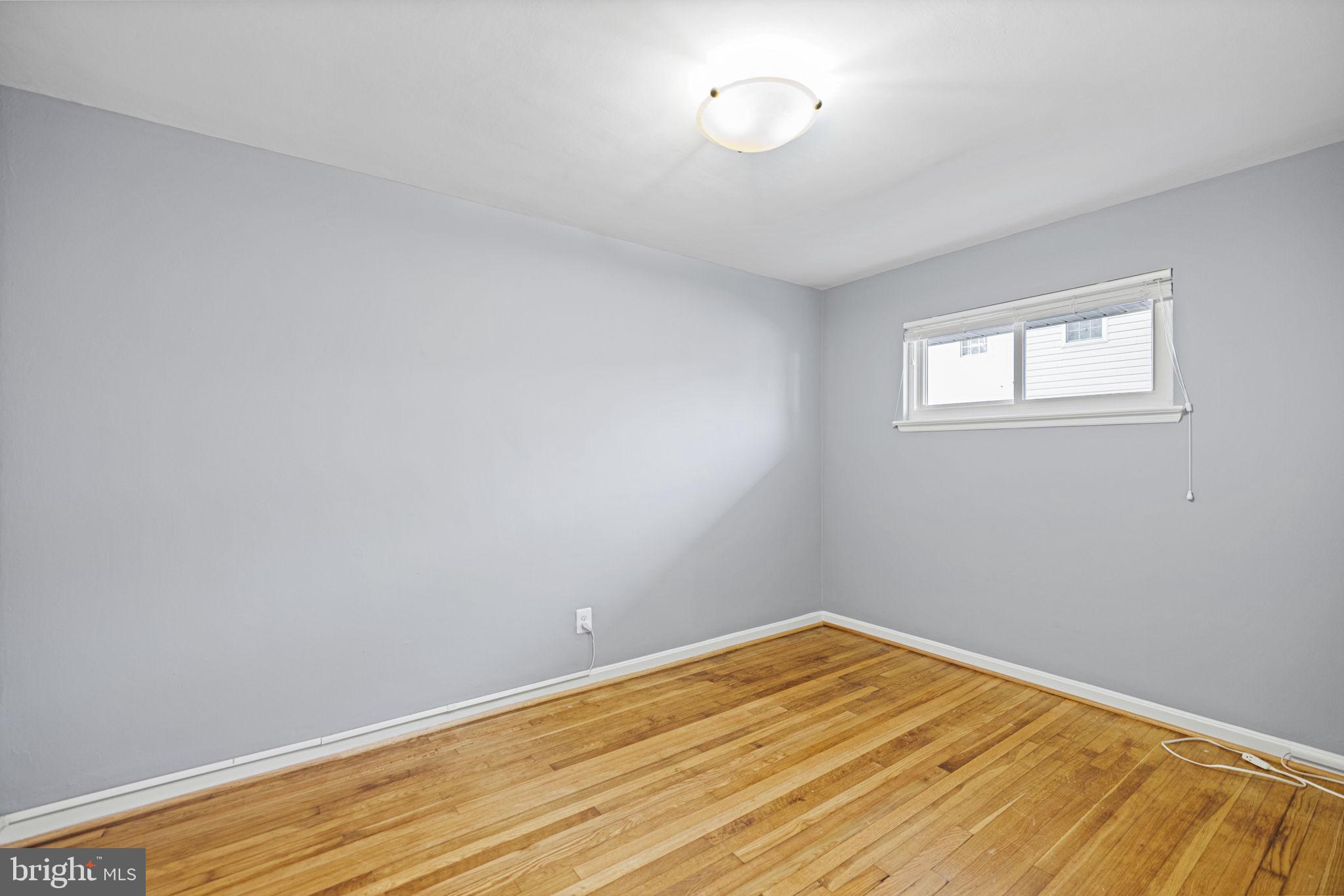 BROYHILL PARK - Residential
