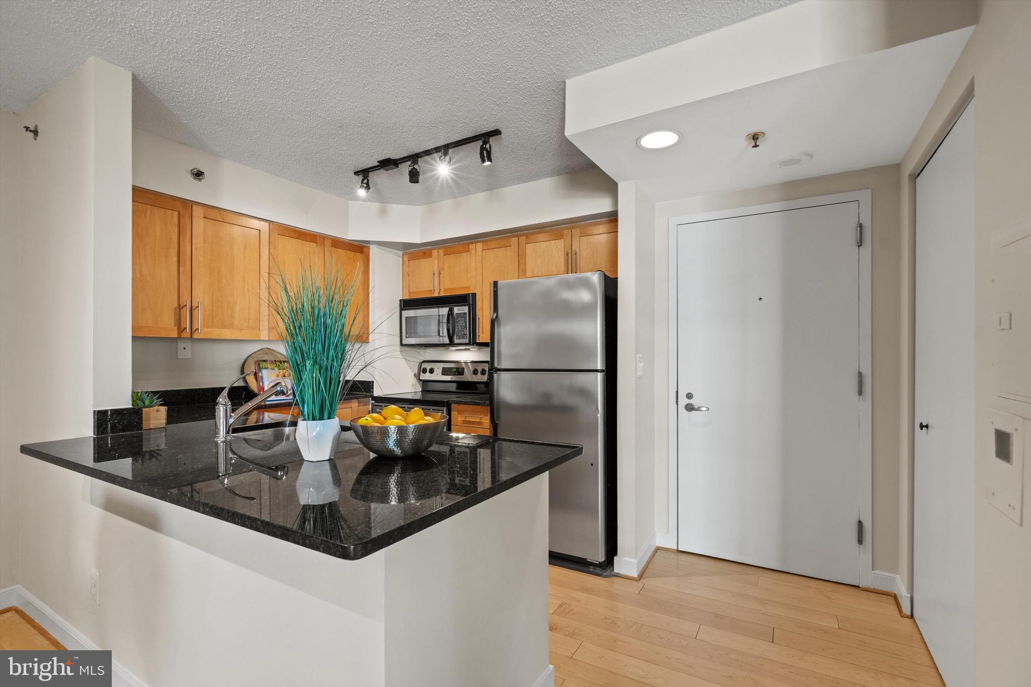 THE CHASE AT BETHESDA - Residential