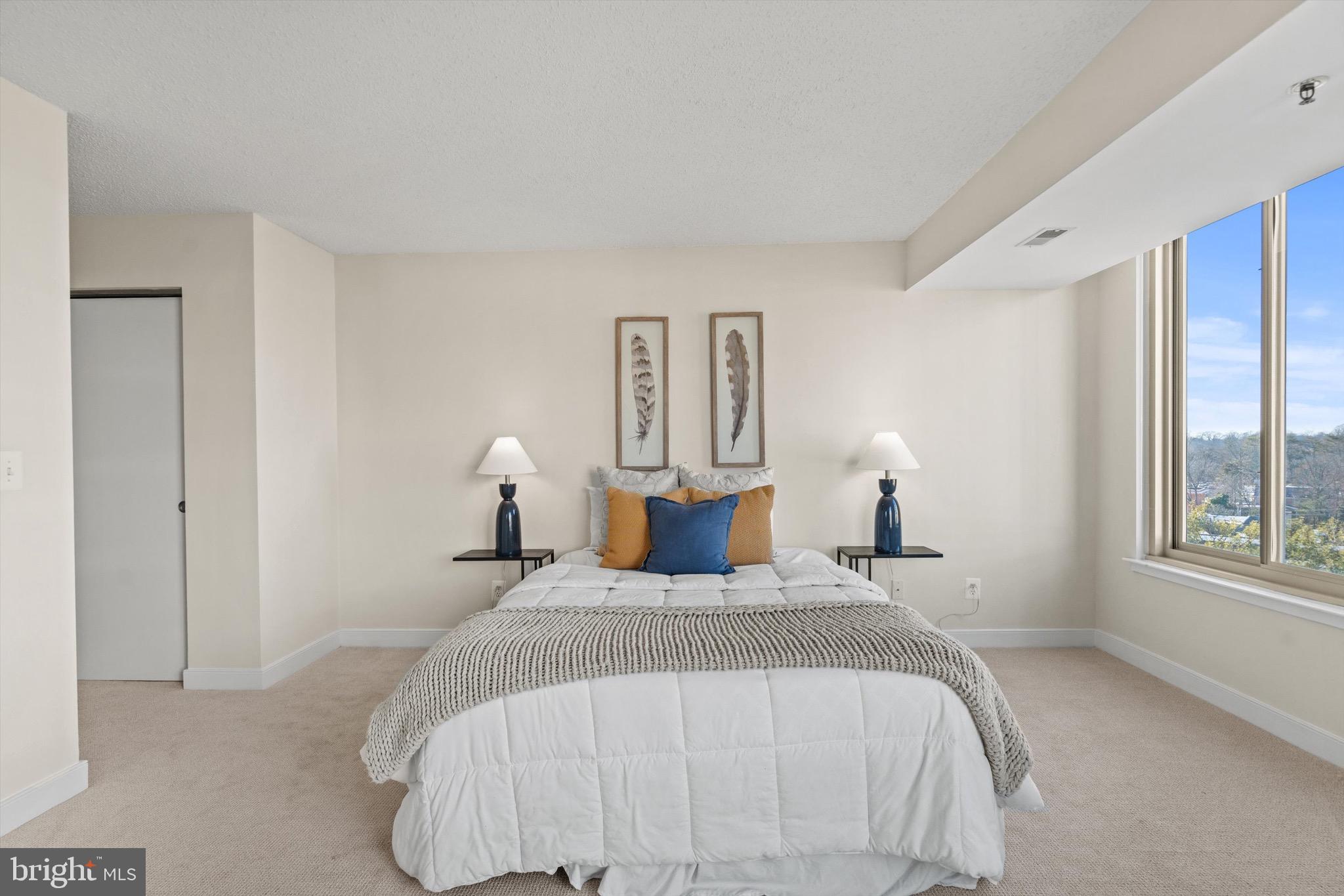 THE CHASE AT BETHESDA - Residential