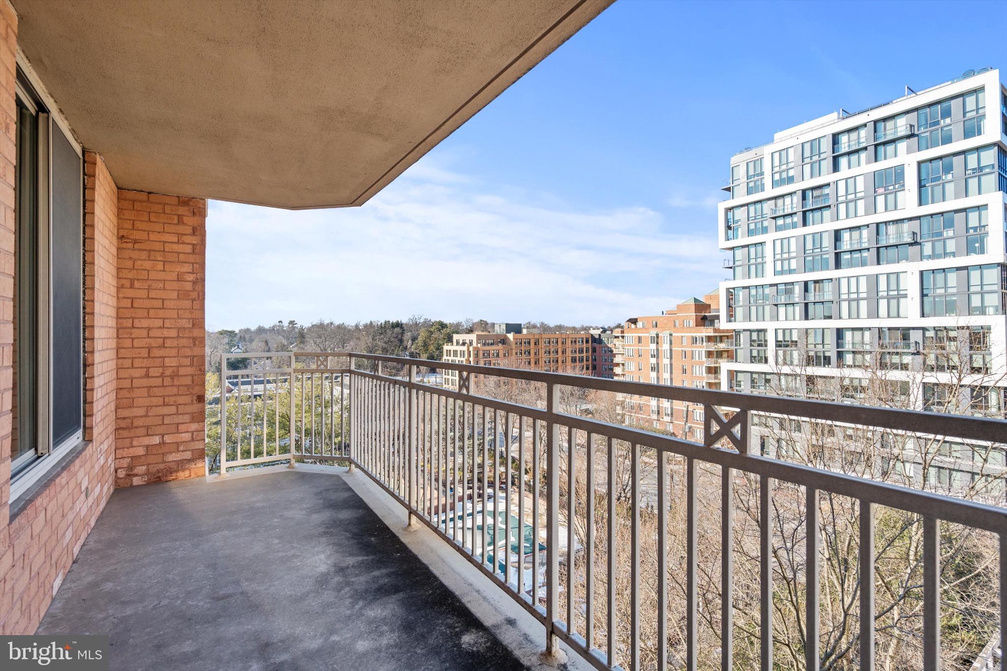 THE CHASE AT BETHESDA - Residential