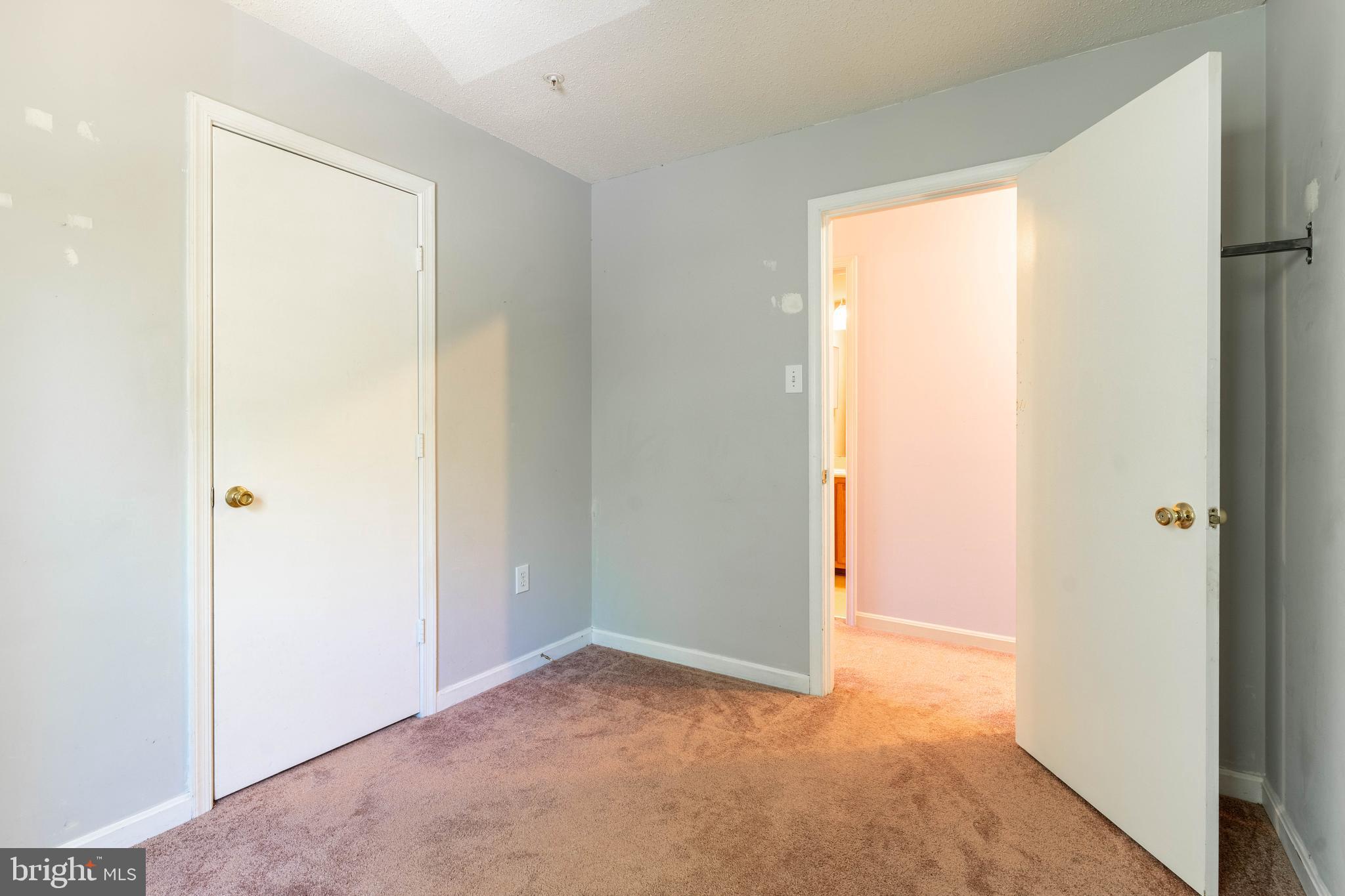 WINTERGATE AT LONGMEAD CROSSING - Residential