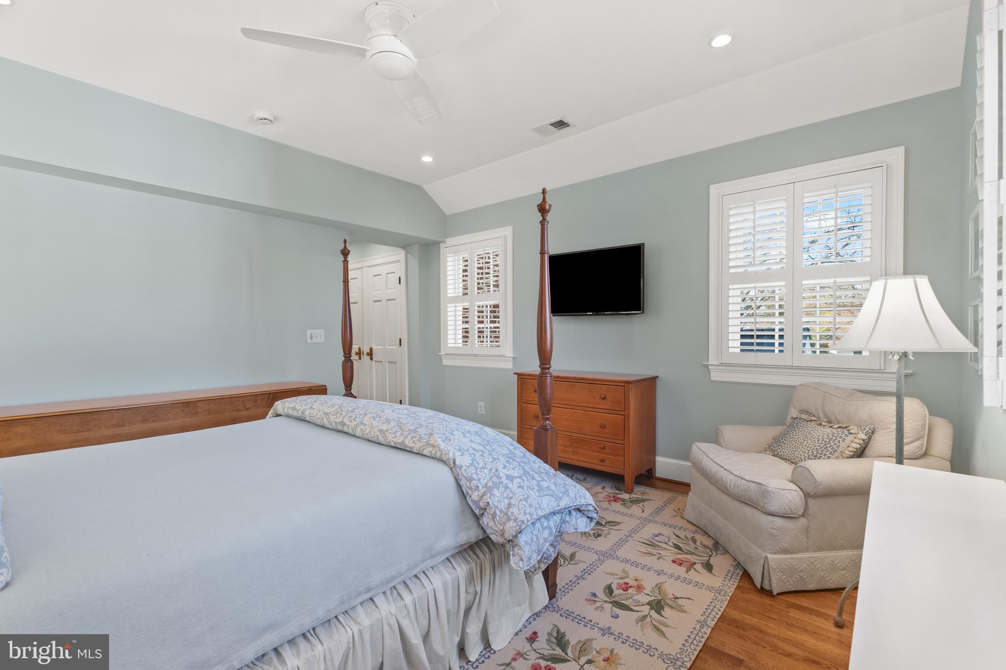 JEFFERSON PARK - Residential