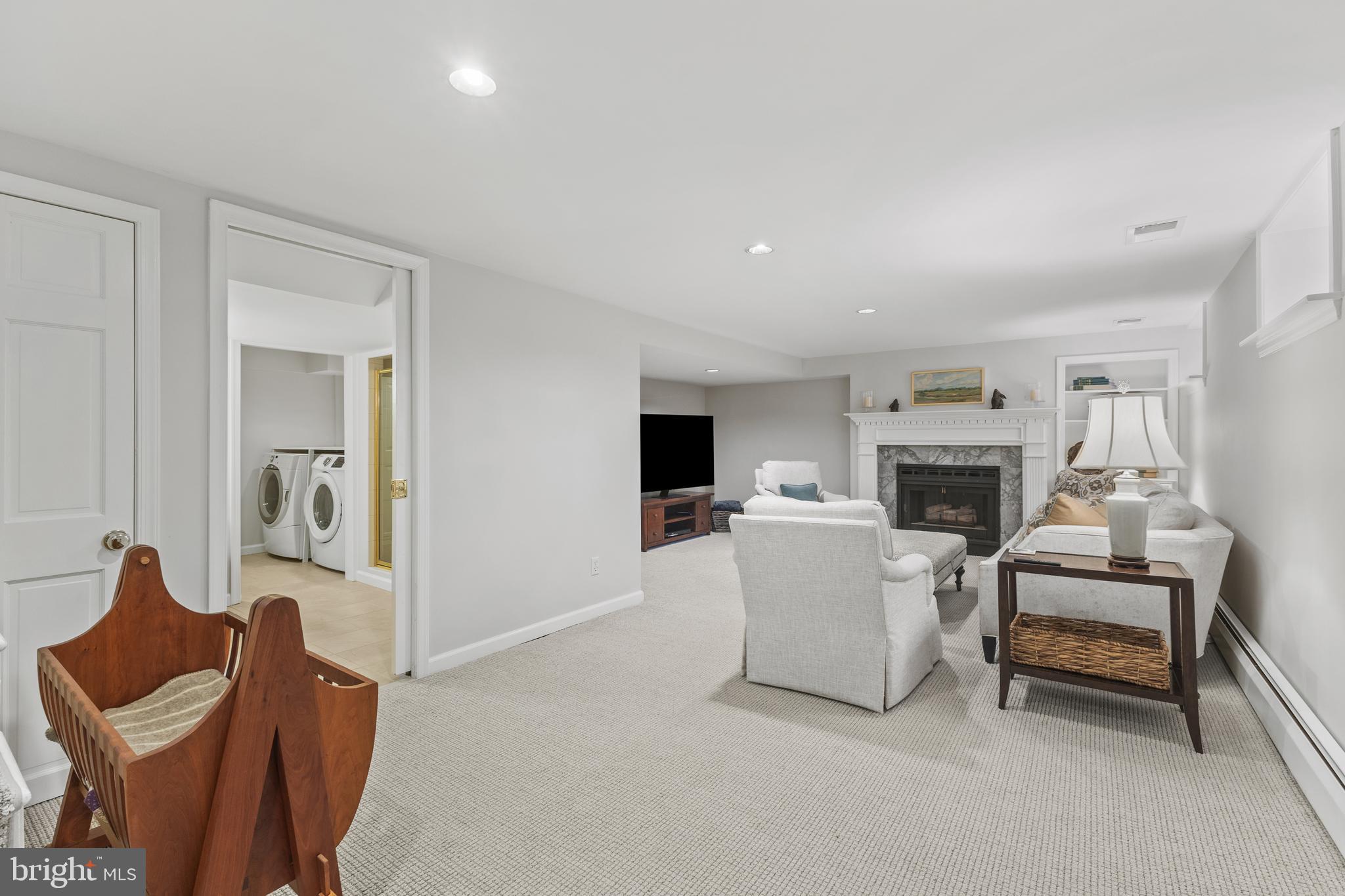 JEFFERSON PARK - Residential