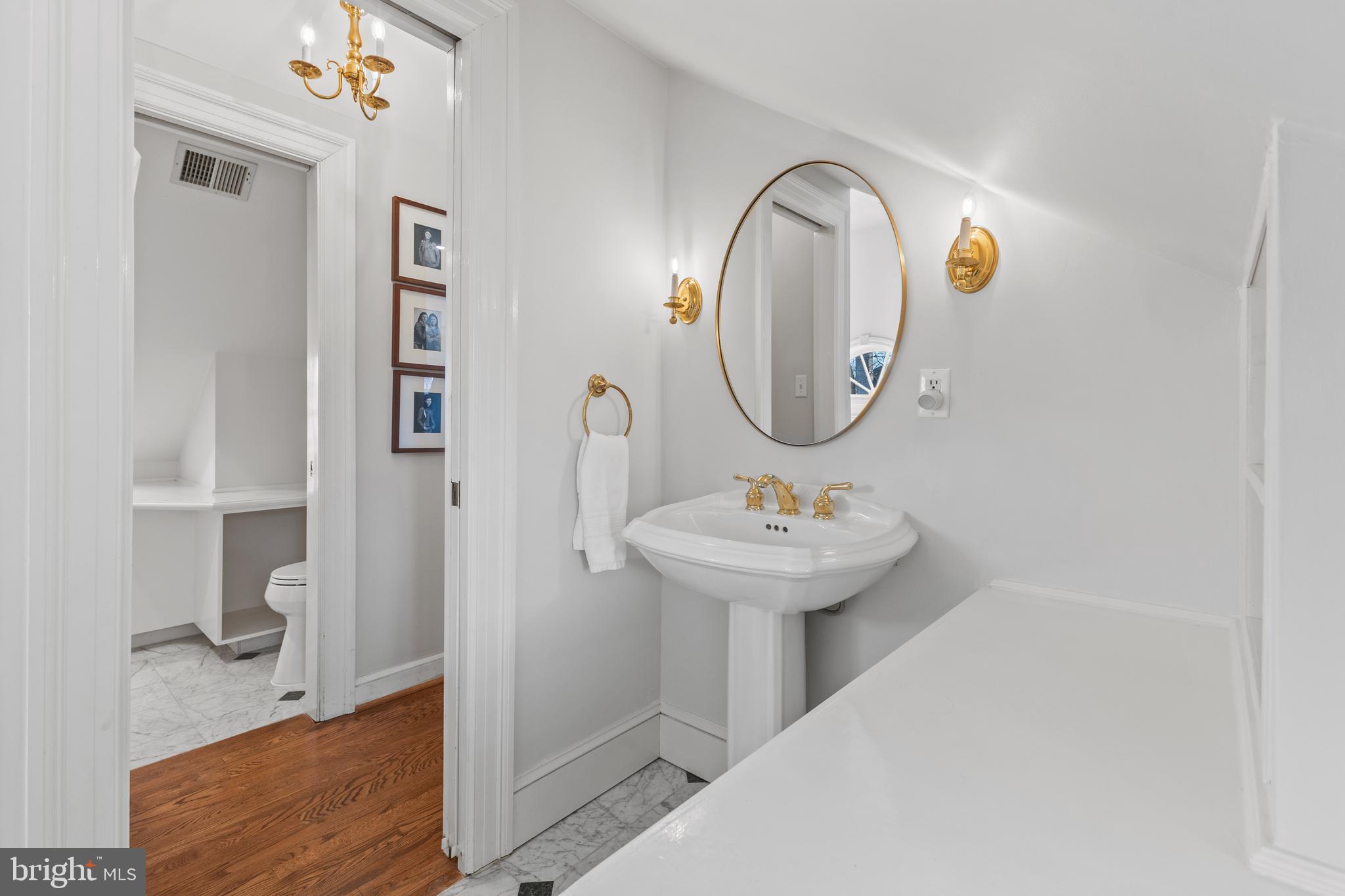 JEFFERSON PARK - Residential