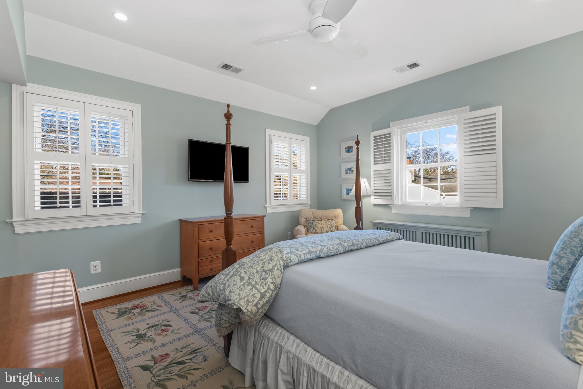 JEFFERSON PARK - Residential