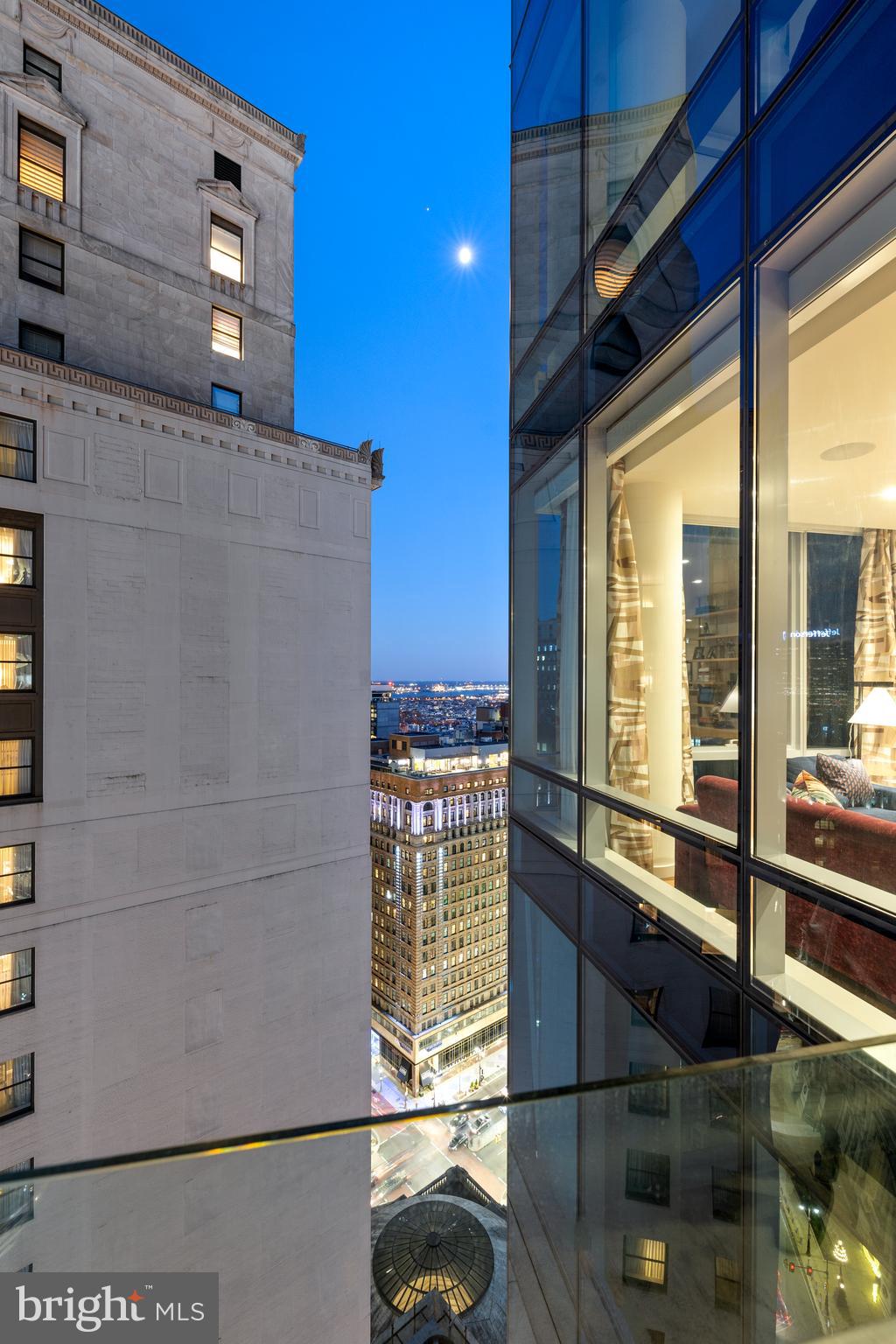 CENTER CITY - Residential