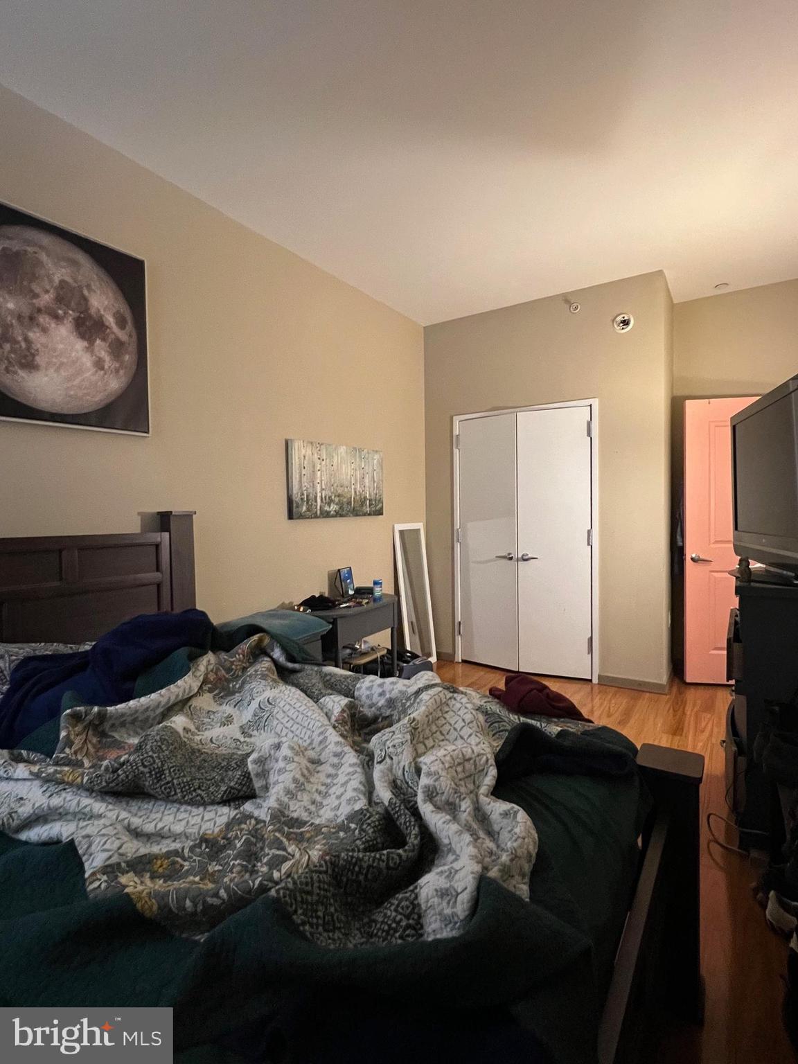 CENTER CITY - Residential