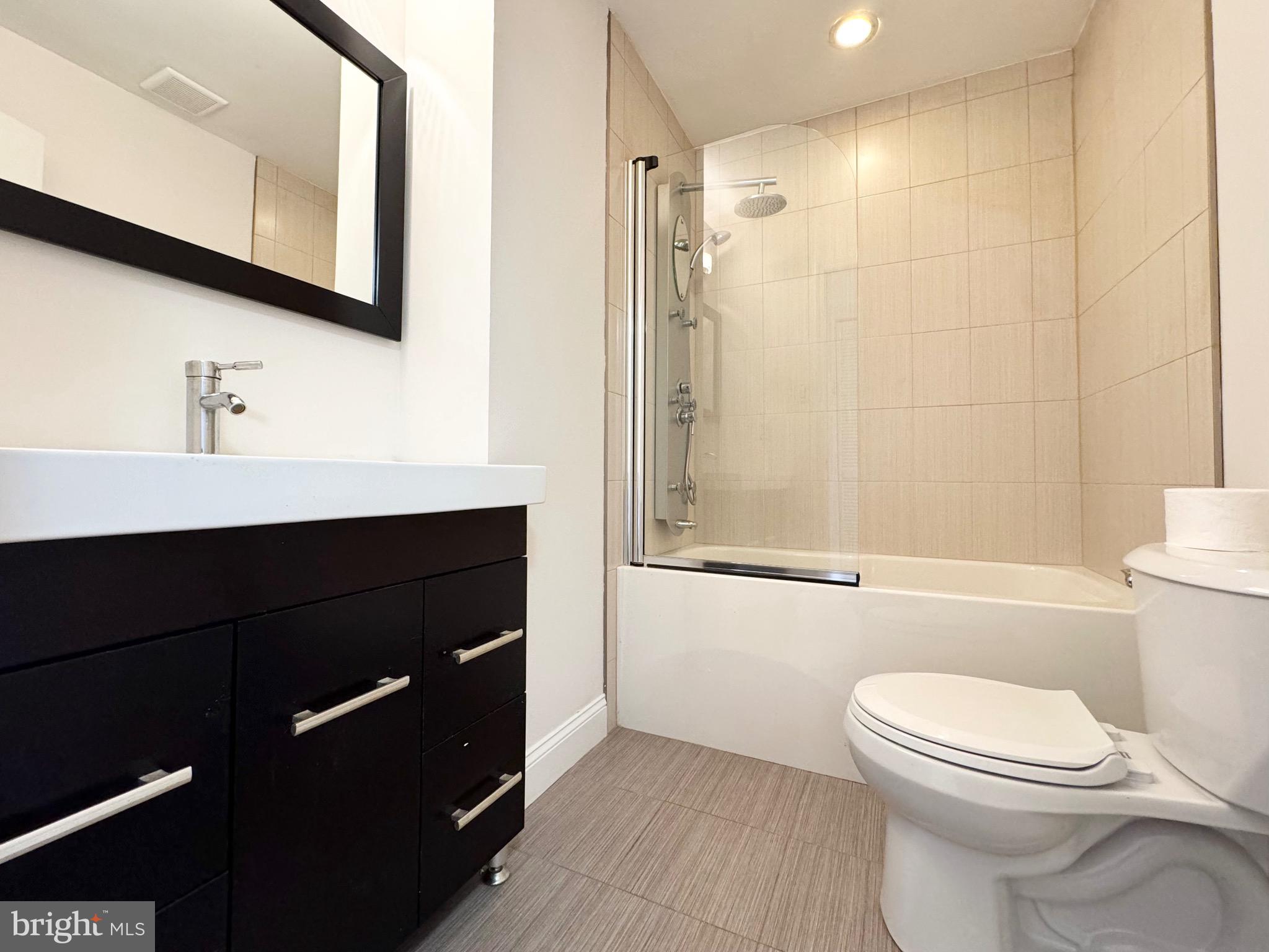 BUSTLETON - Residential