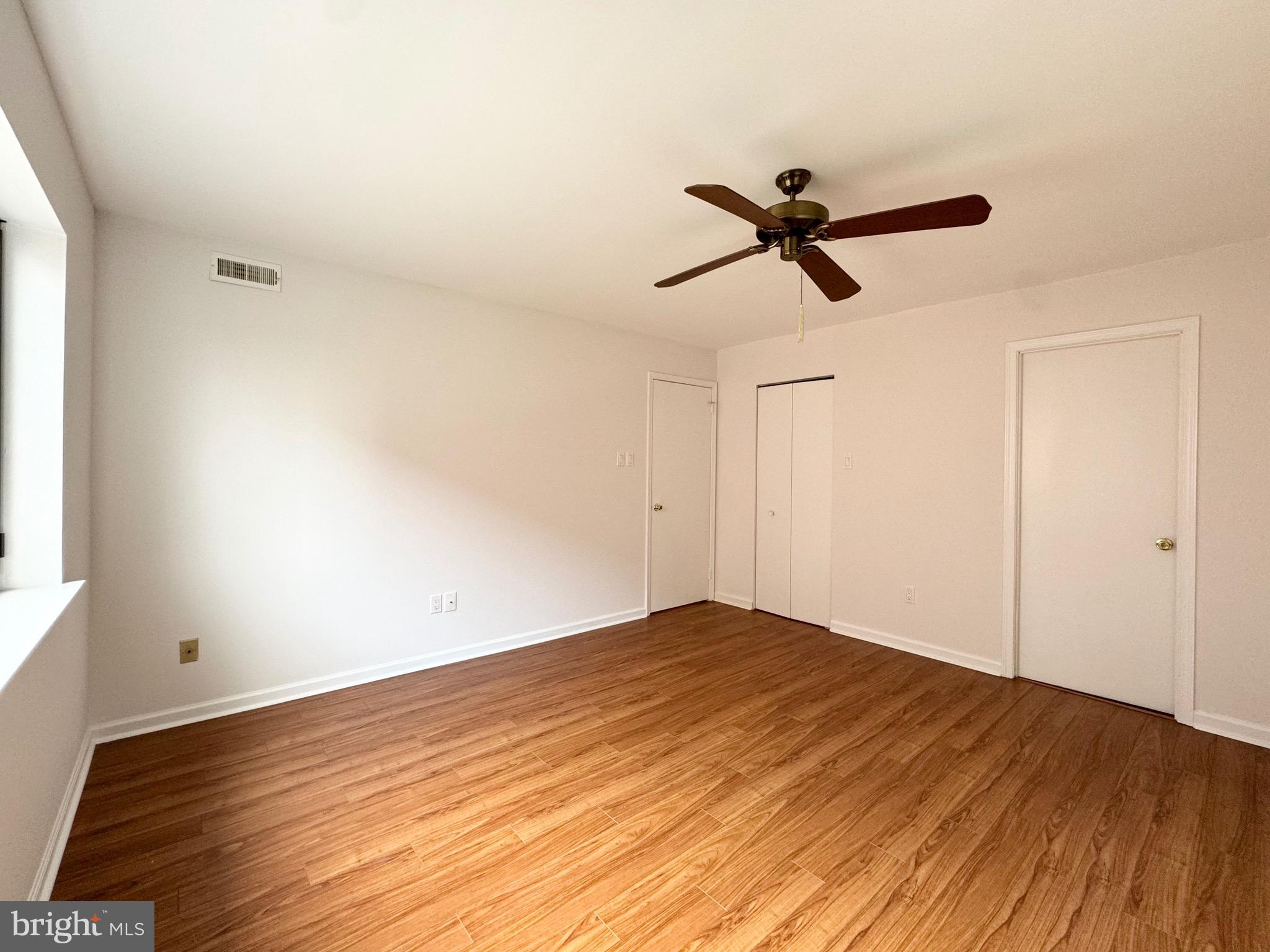 BUSTLETON - Residential