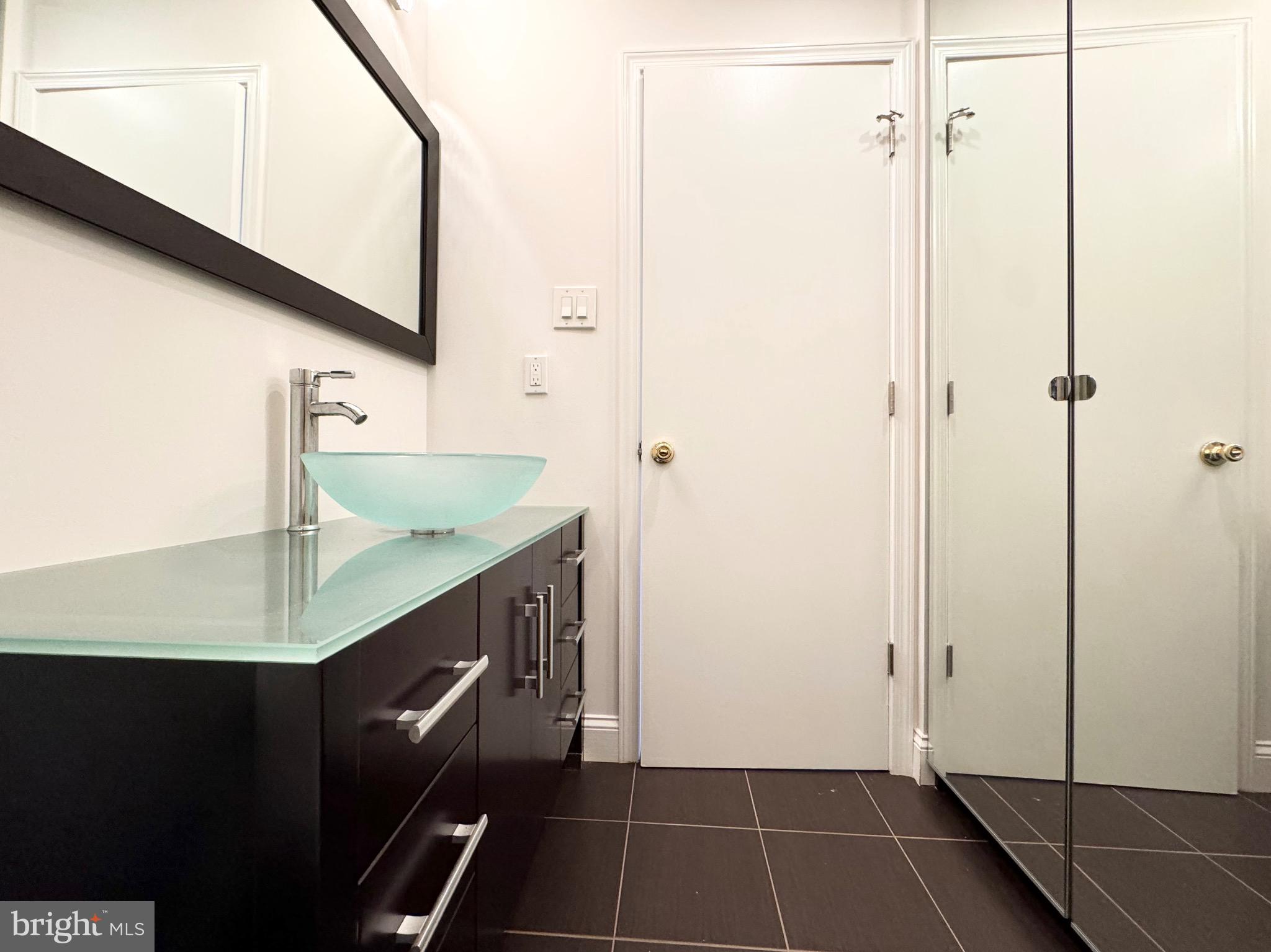BUSTLETON - Residential