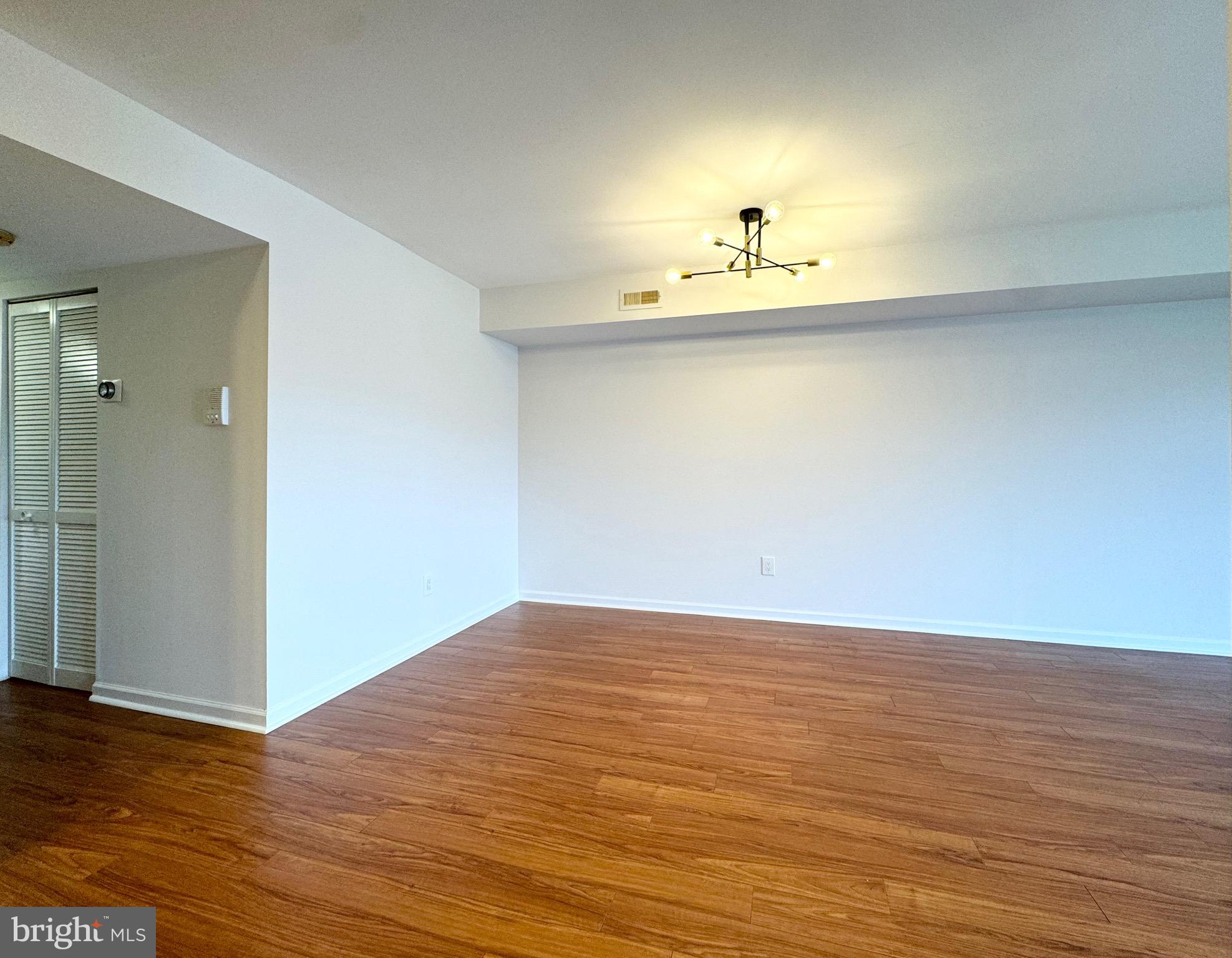 BUSTLETON - Residential