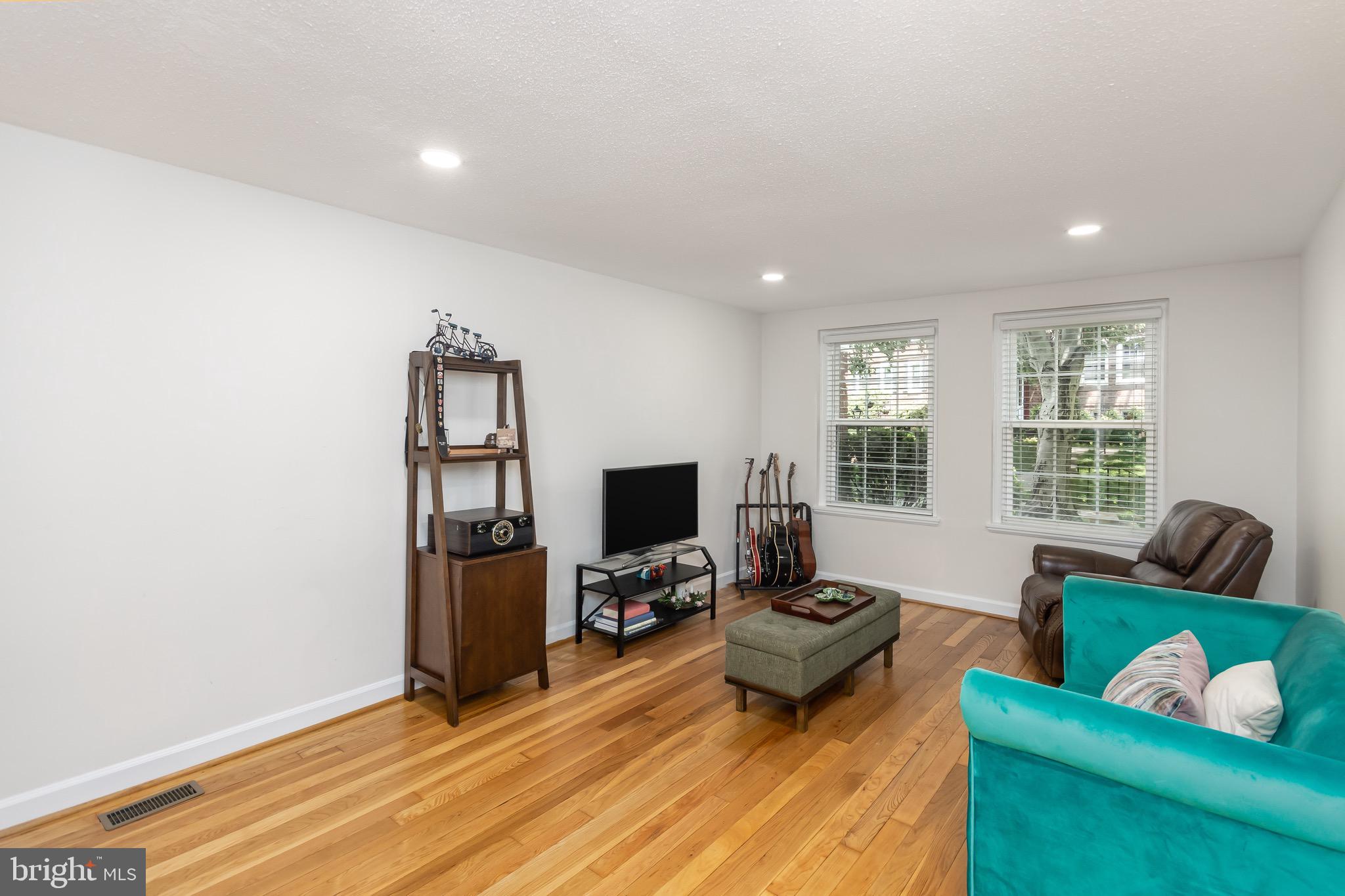 FAIRLINGTON VILLAGES - Residential Lease