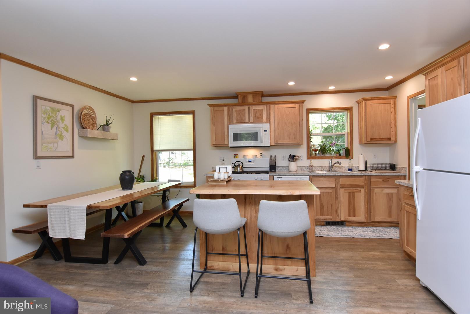 LAKE PINES - Residential