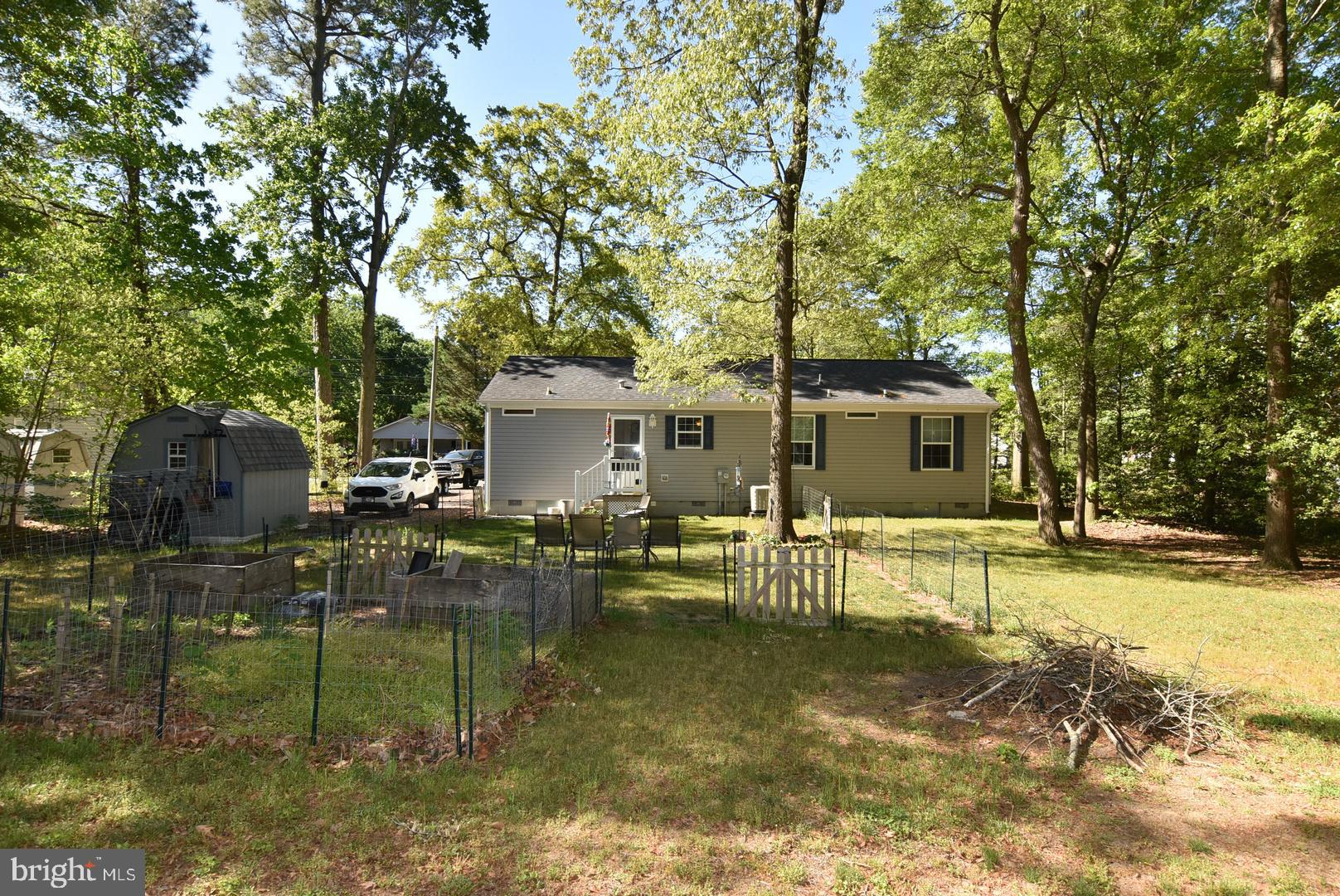 LAKE PINES - Residential