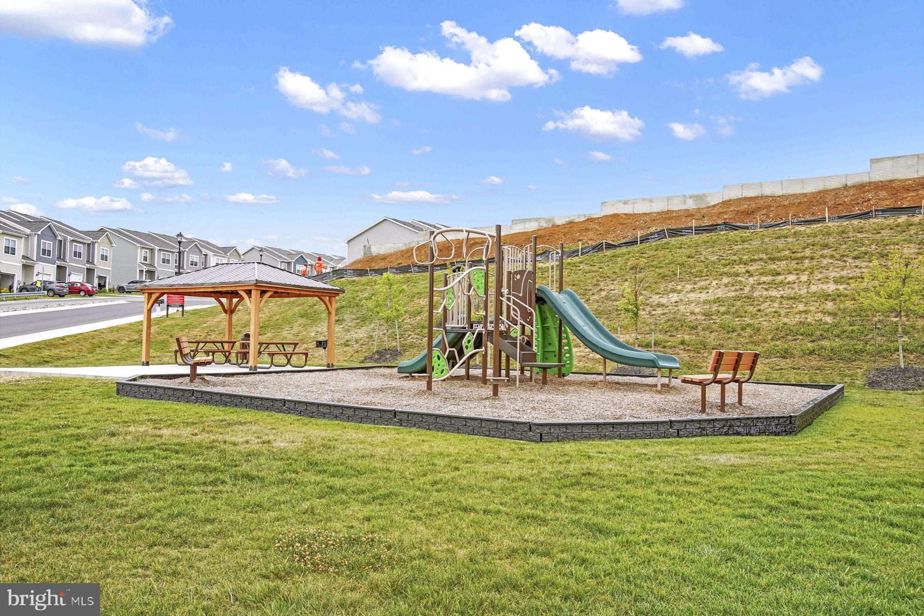 HOMEPLACE AT RIVERSIDE - Residential