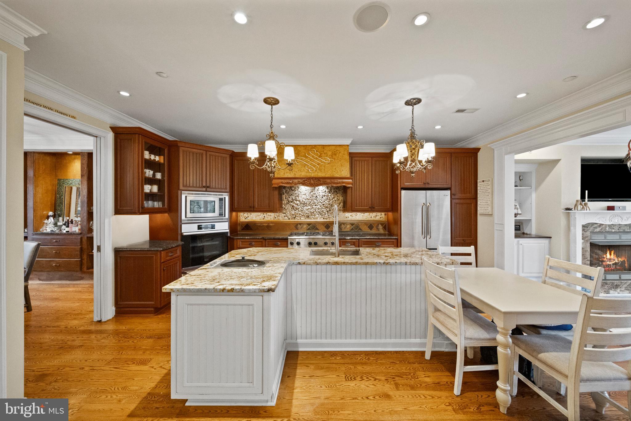 PHILLIPS COURT - Residential