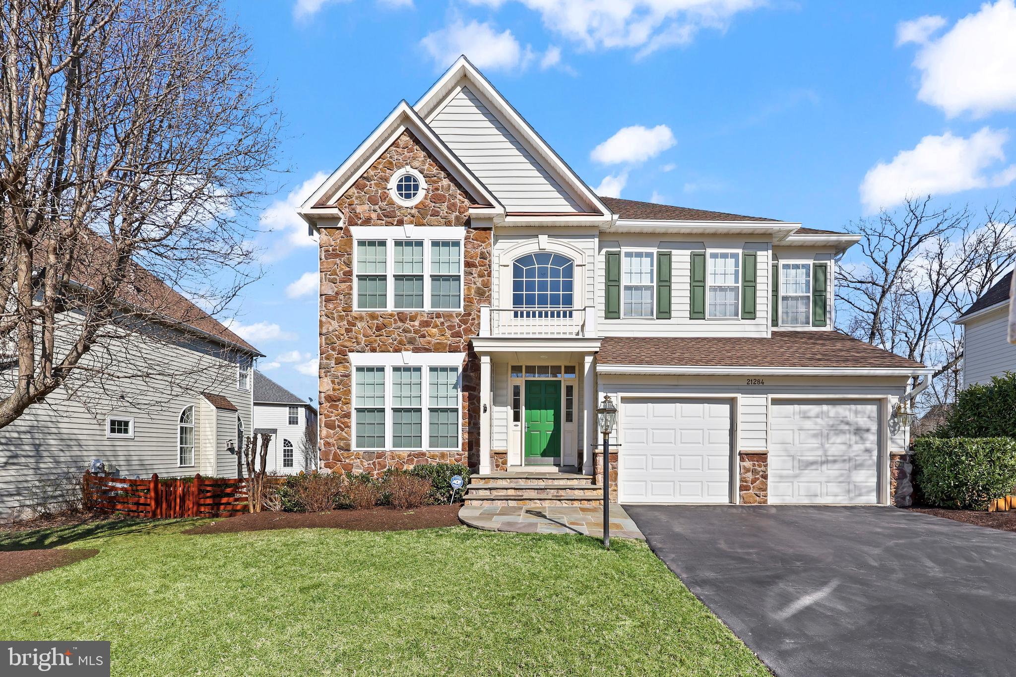 BROADLANDS - Residential