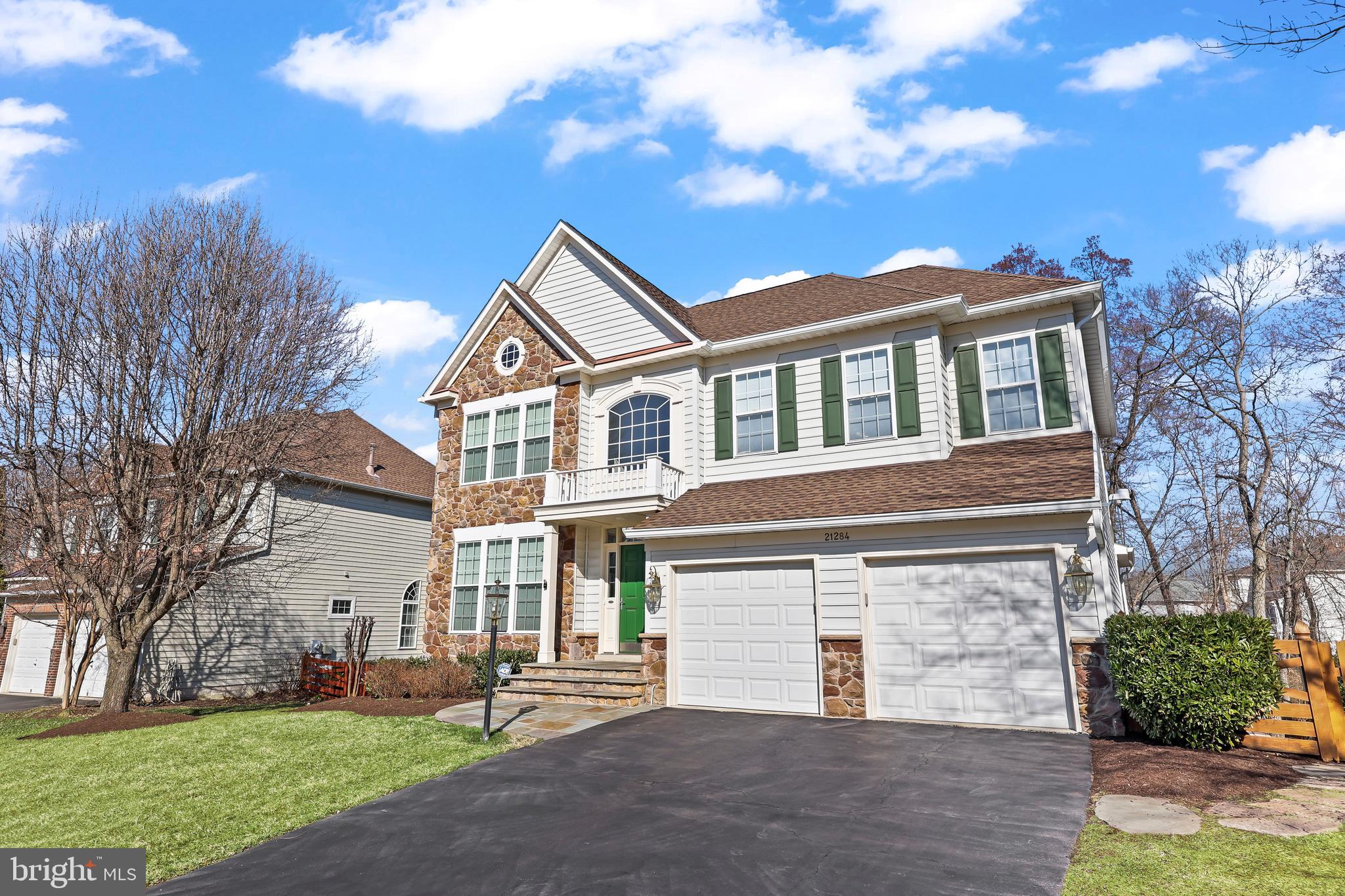 BROADLANDS - Residential