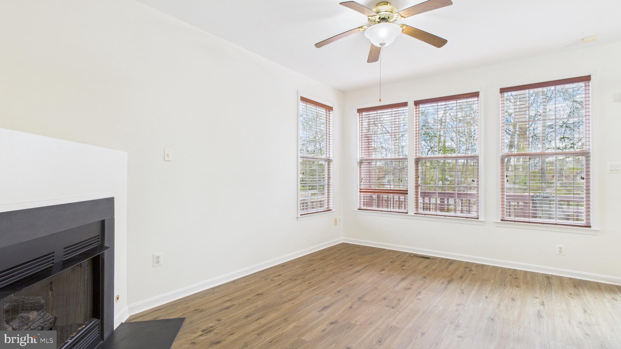 BROADLANDS - Residential