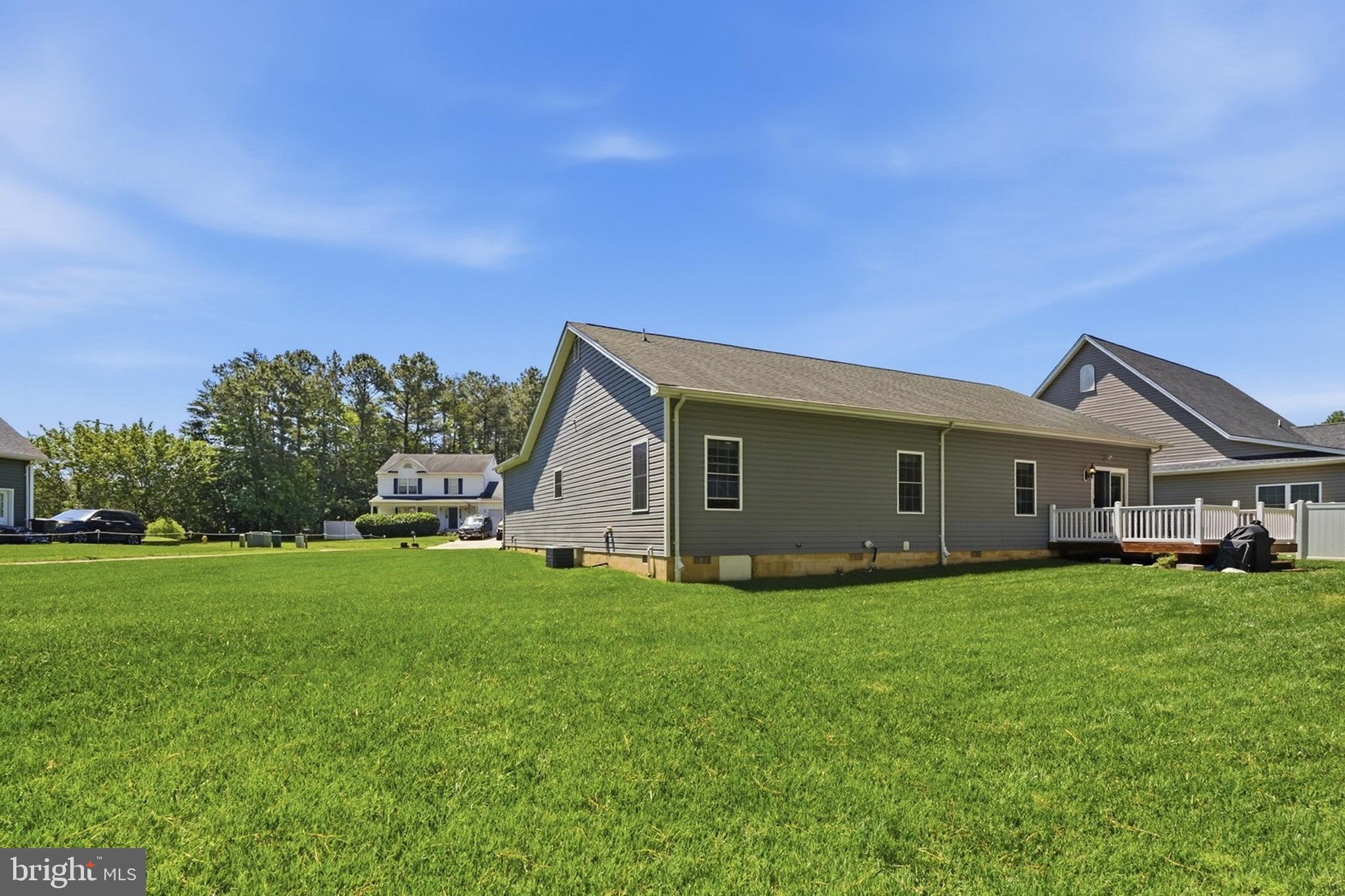 EMERALD HILLS ESTATES - Residential