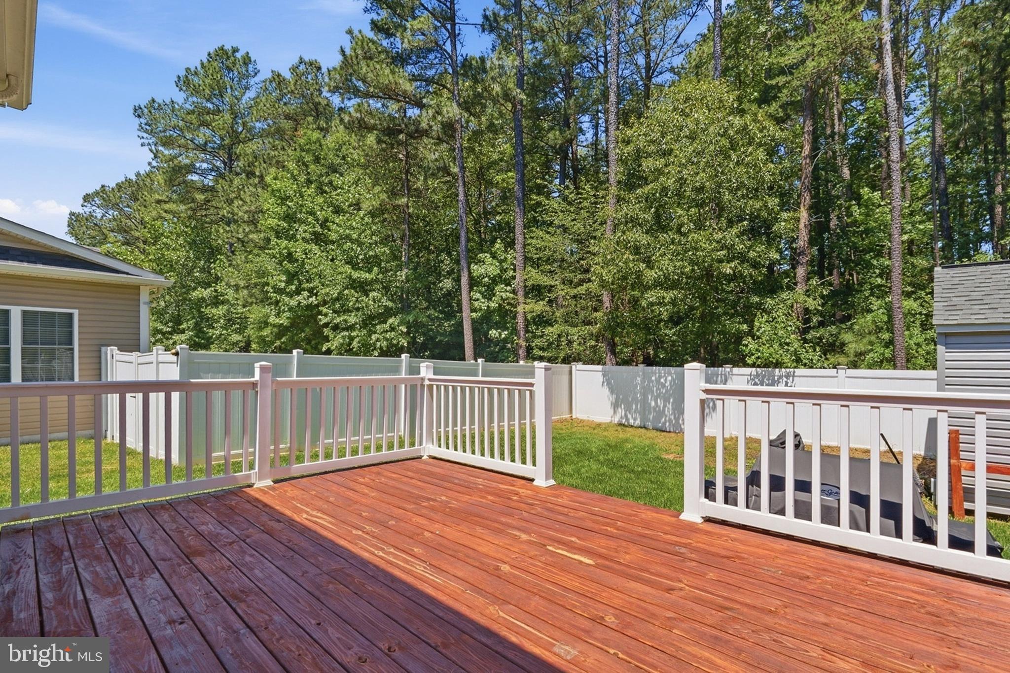 EMERALD HILLS ESTATES - Residential