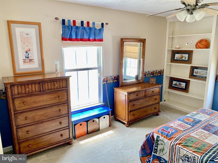 SMOKETREE - Residential Lease
