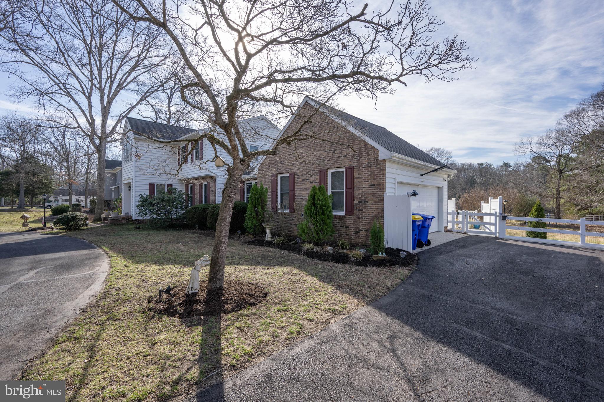 RIVERS END - Residential