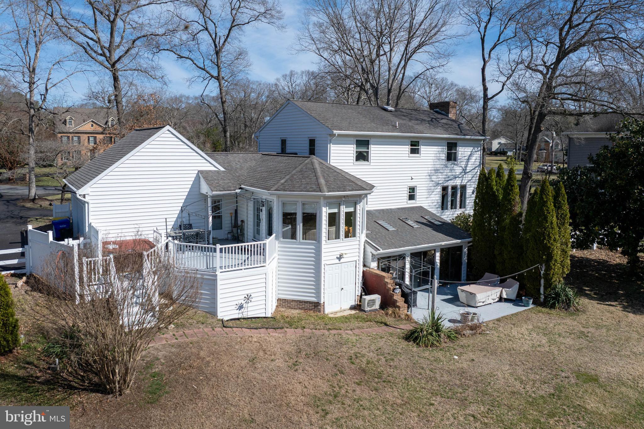 RIVERS END - Residential