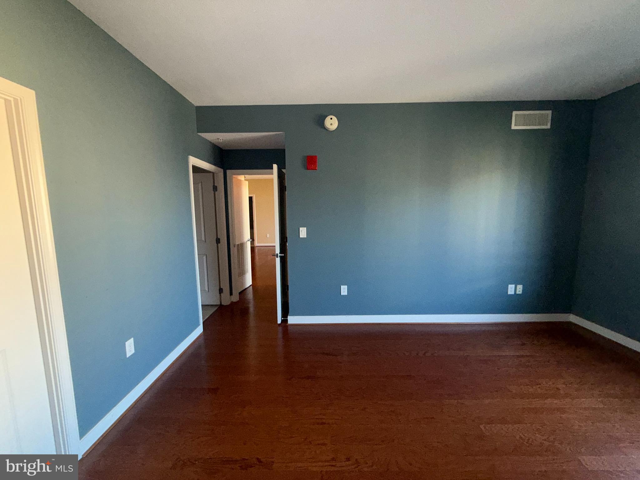 ONE NATIONAL HARBOR CONDOMINIUM - Residential
