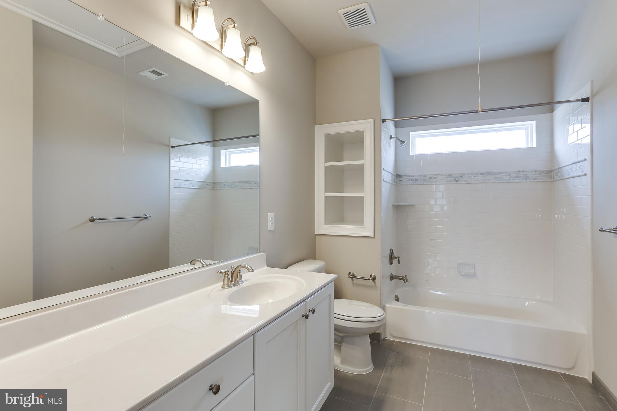 LANDENS RIDGE - Residential