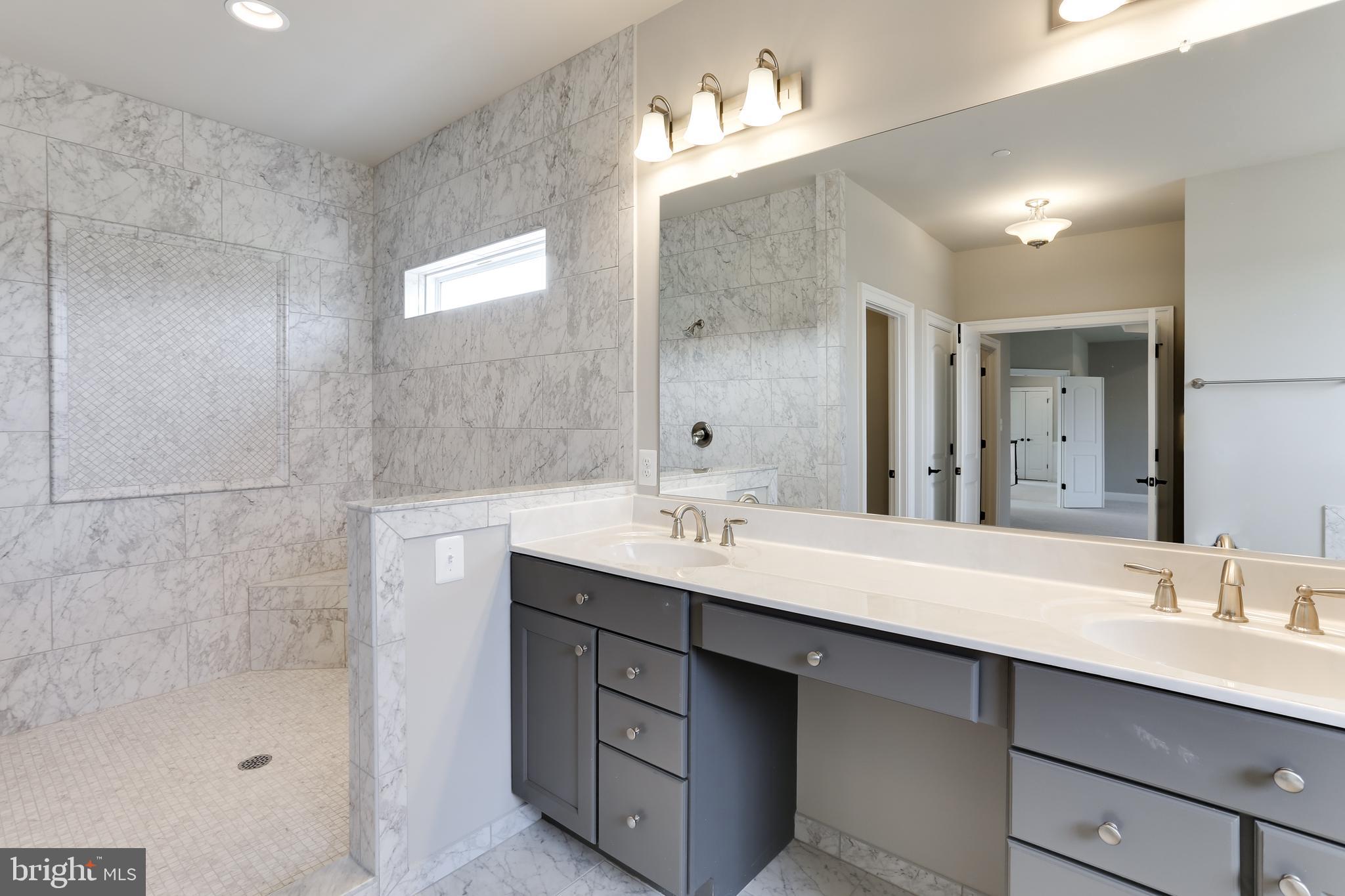 LANDENS RIDGE - Residential