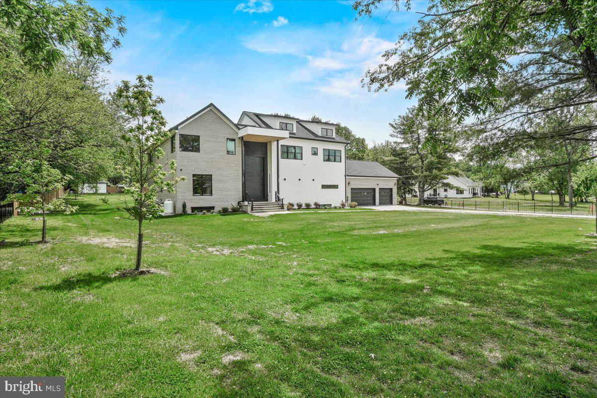 COLESVILLE OUTSIDE - Residential