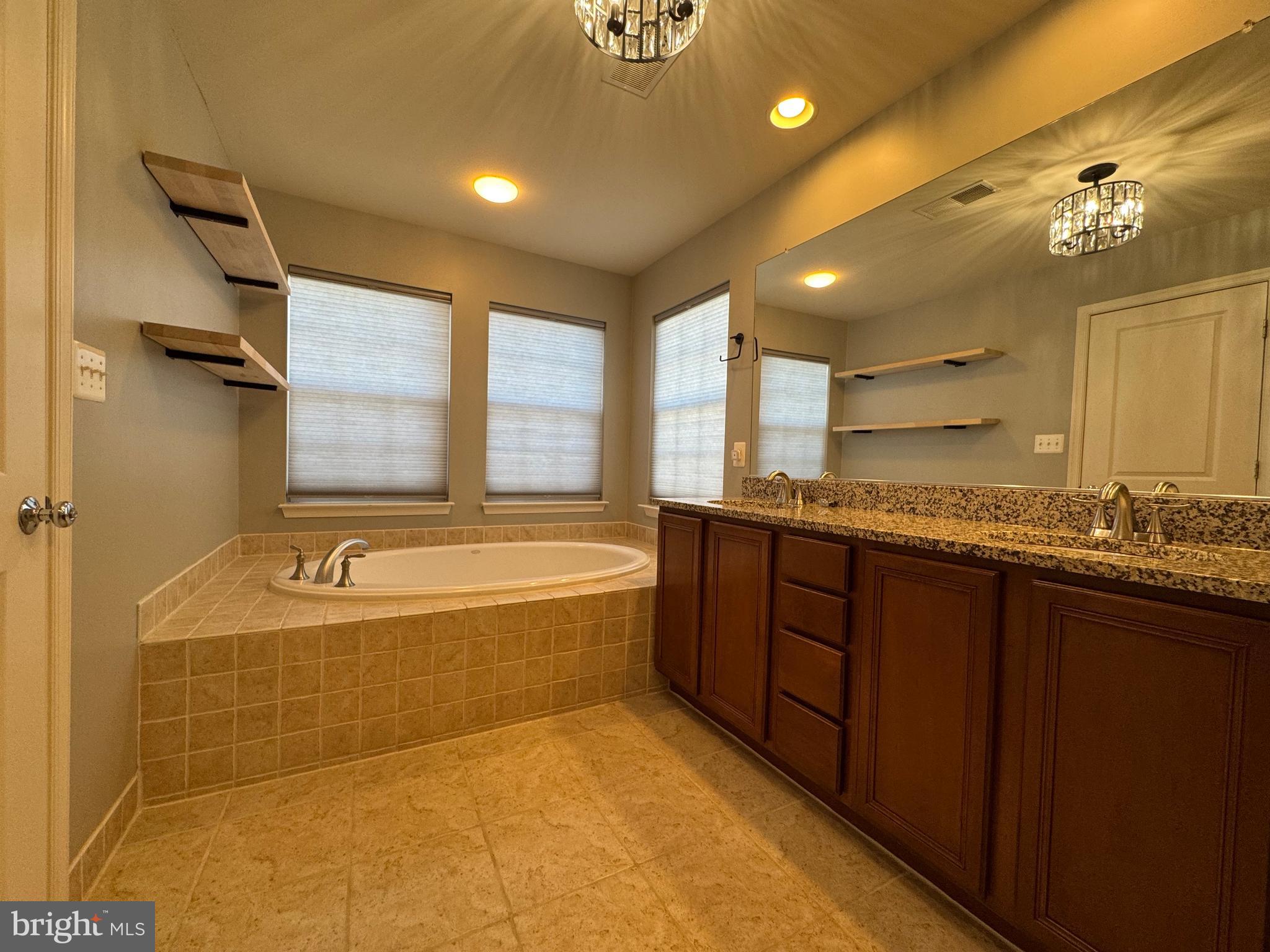 BROADLANDS SOUTH - Residential Lease