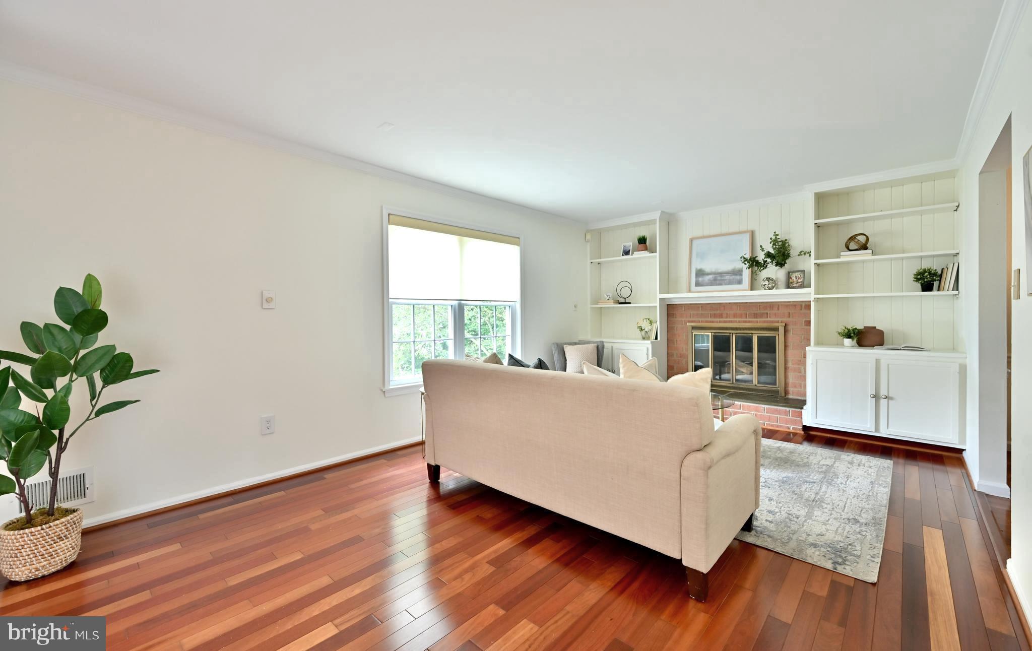 WESTLEIGH - Residential