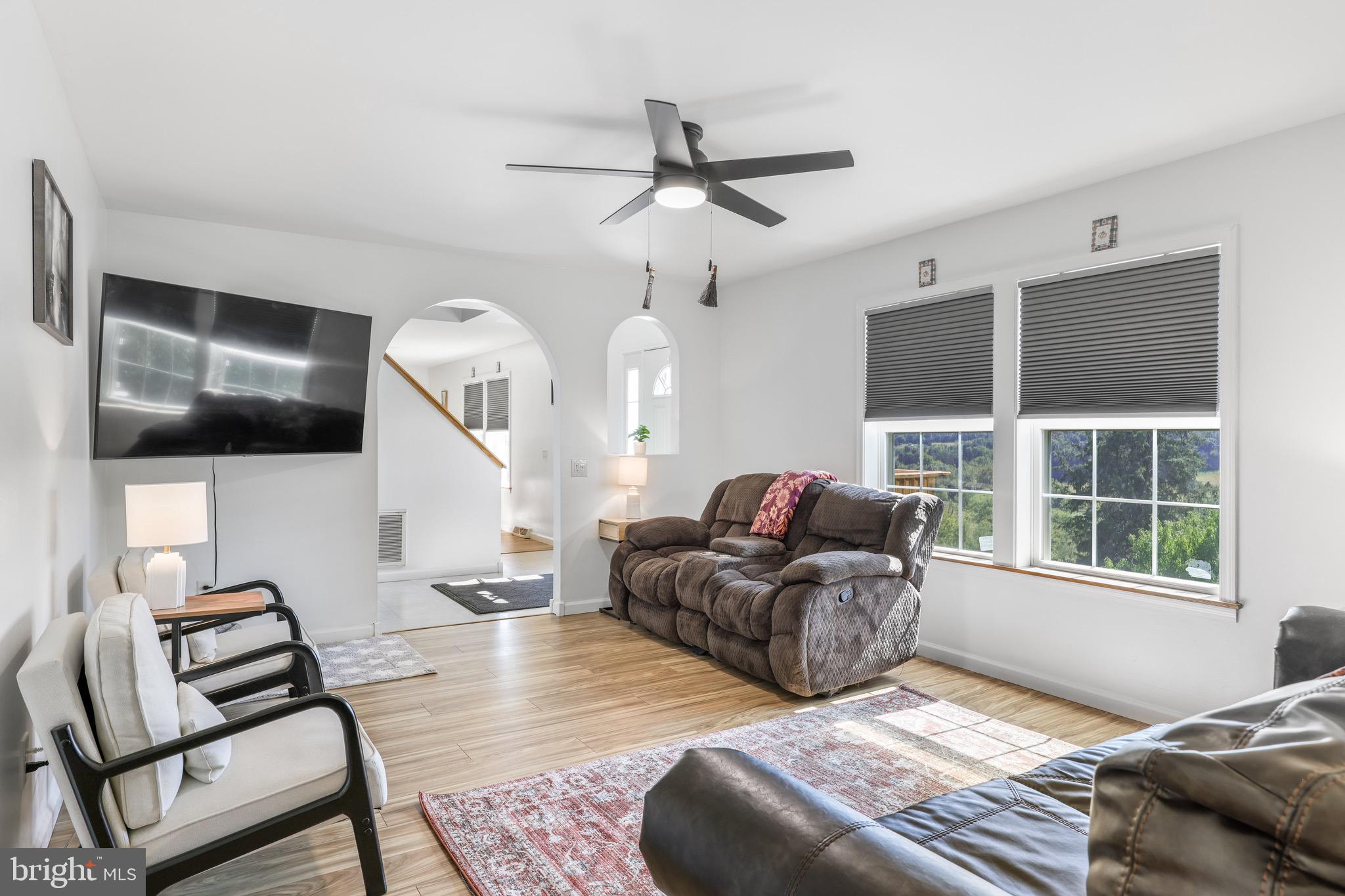 SUNNYSIDE ESTATES - Residential