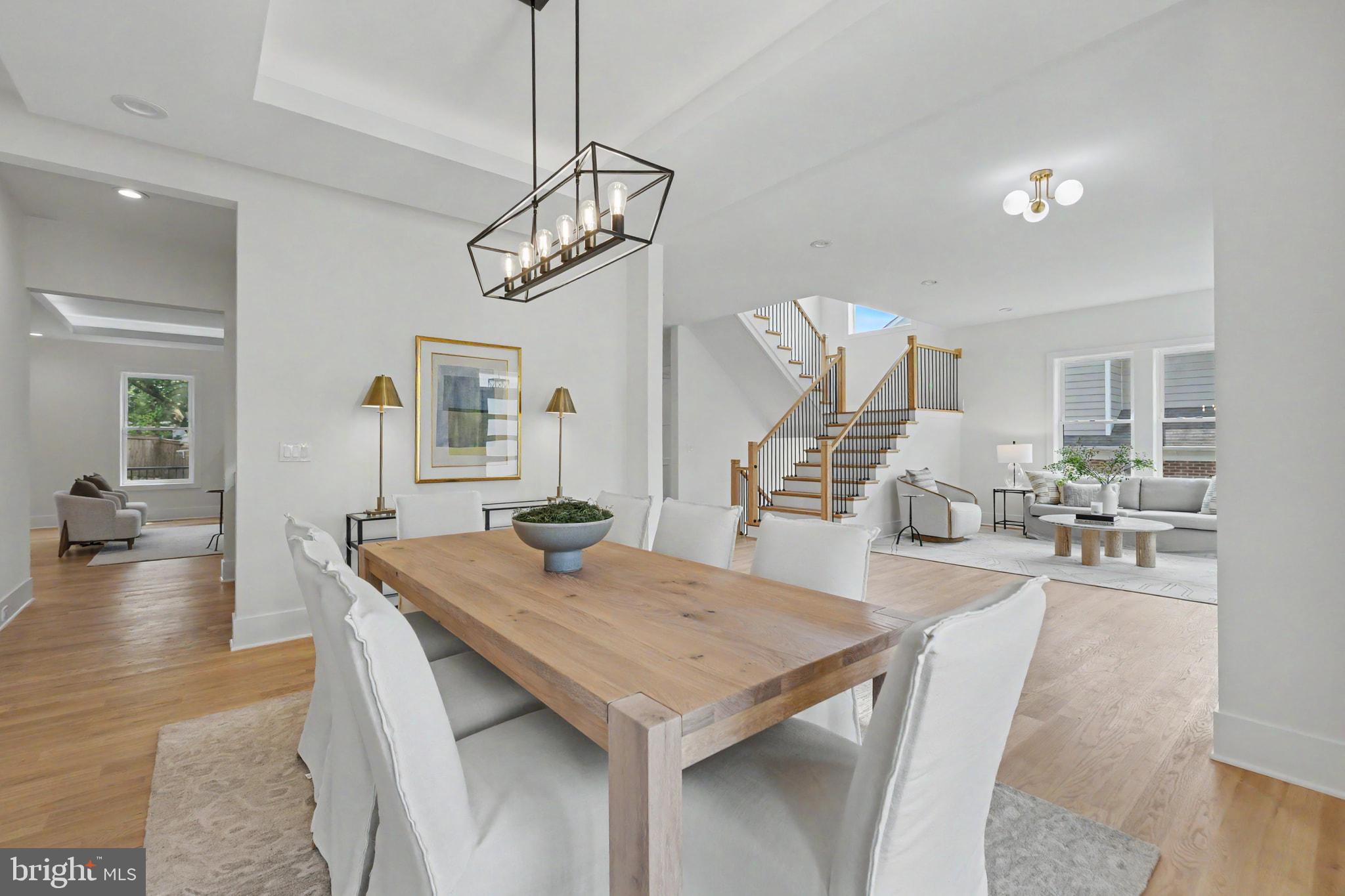 DEVON PARK - Residential