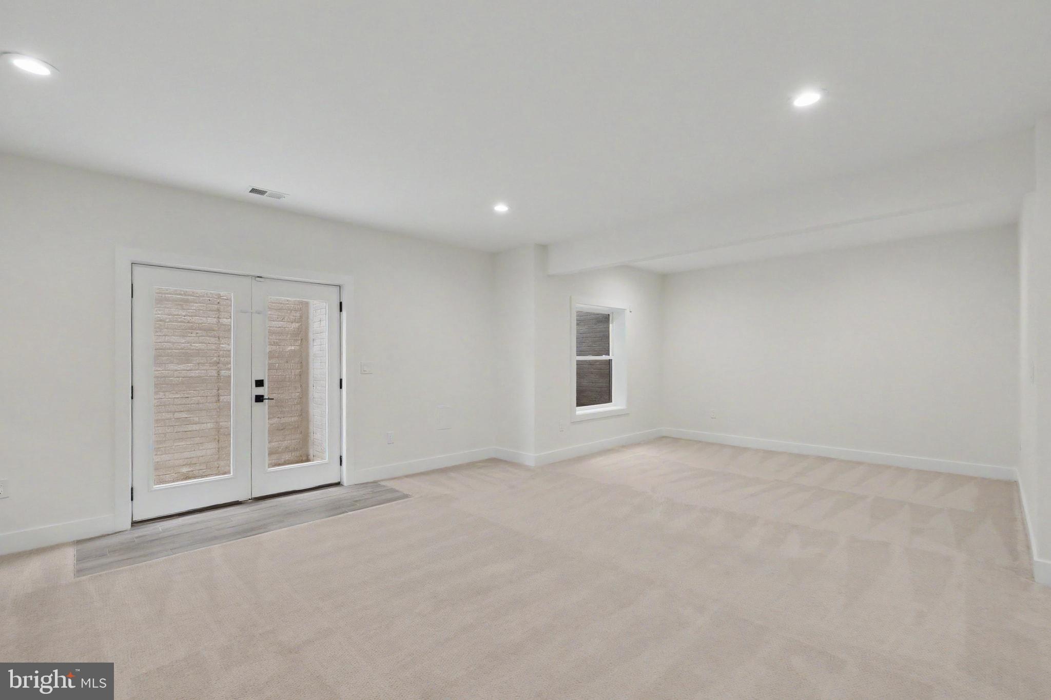 DEVON PARK - Residential