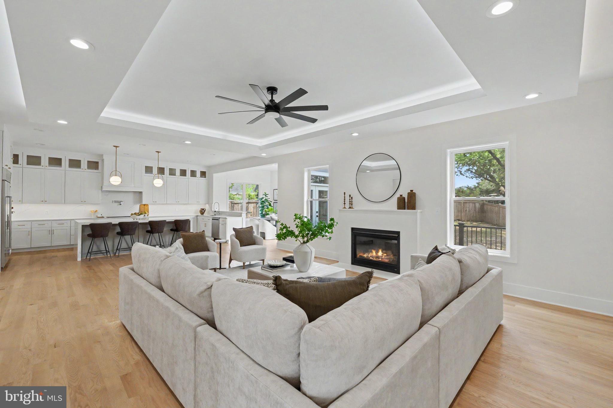 DEVON PARK - Residential