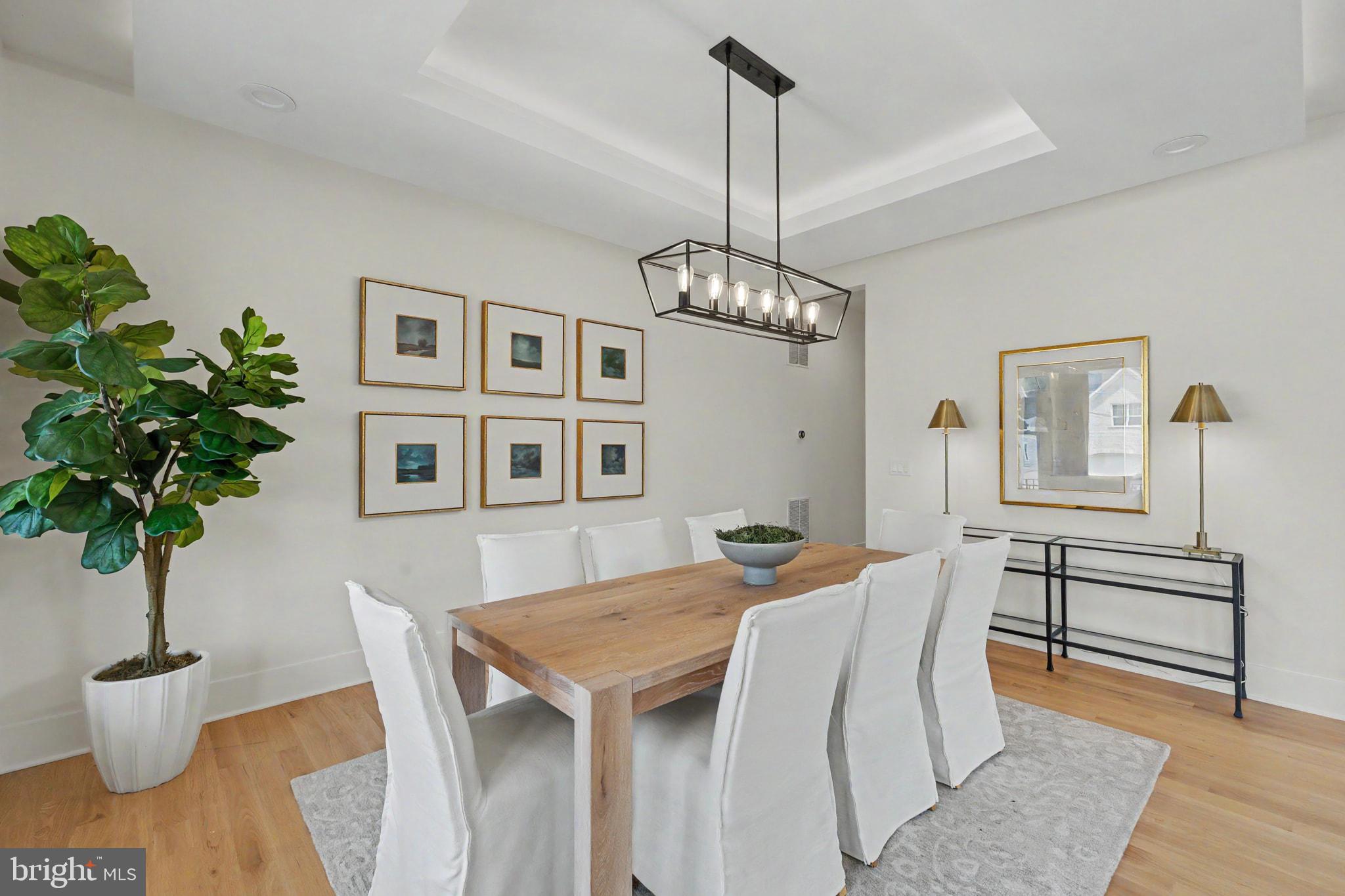 DEVON PARK - Residential