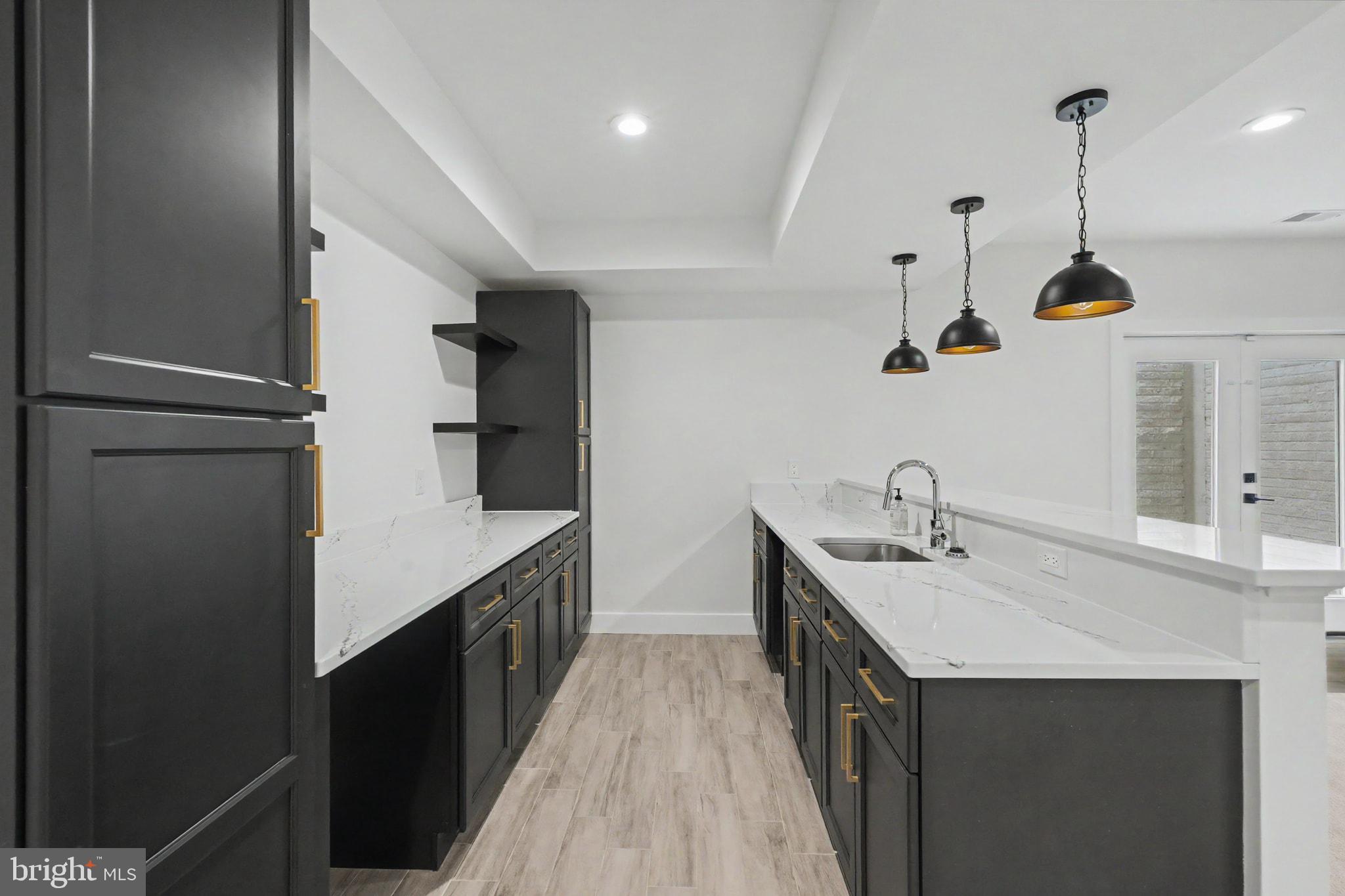 DEVON PARK - Residential