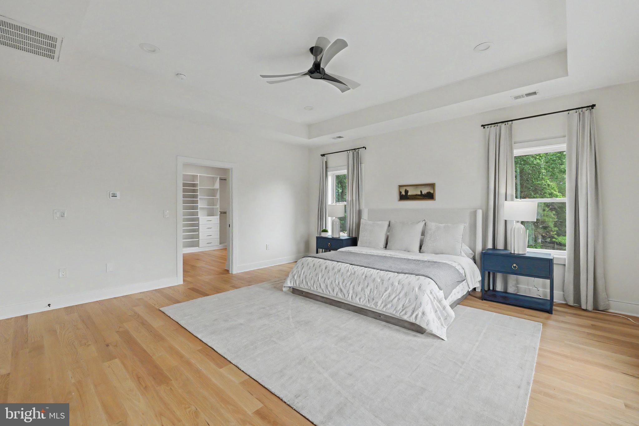 DEVON PARK - Residential