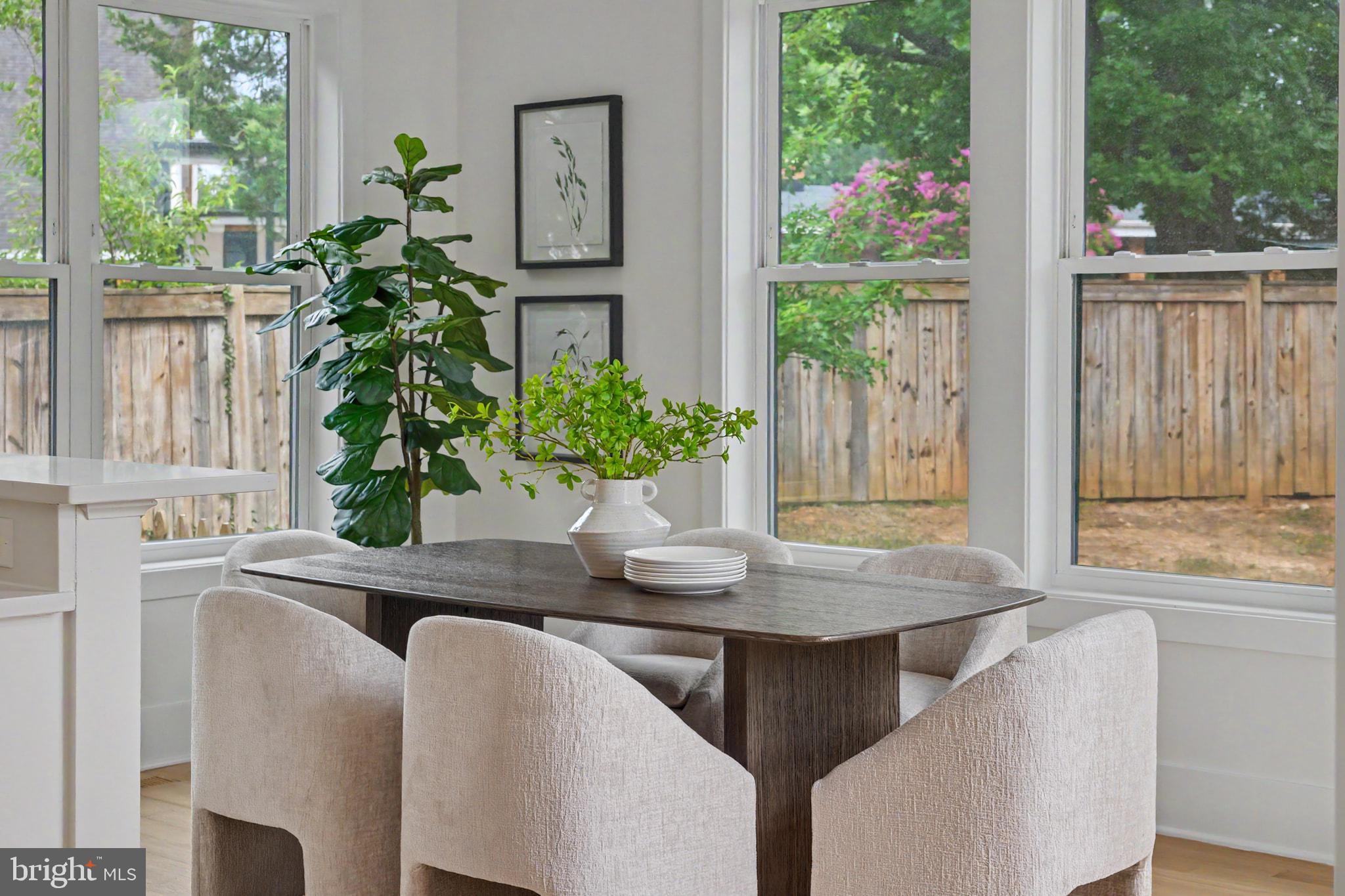DEVON PARK - Residential