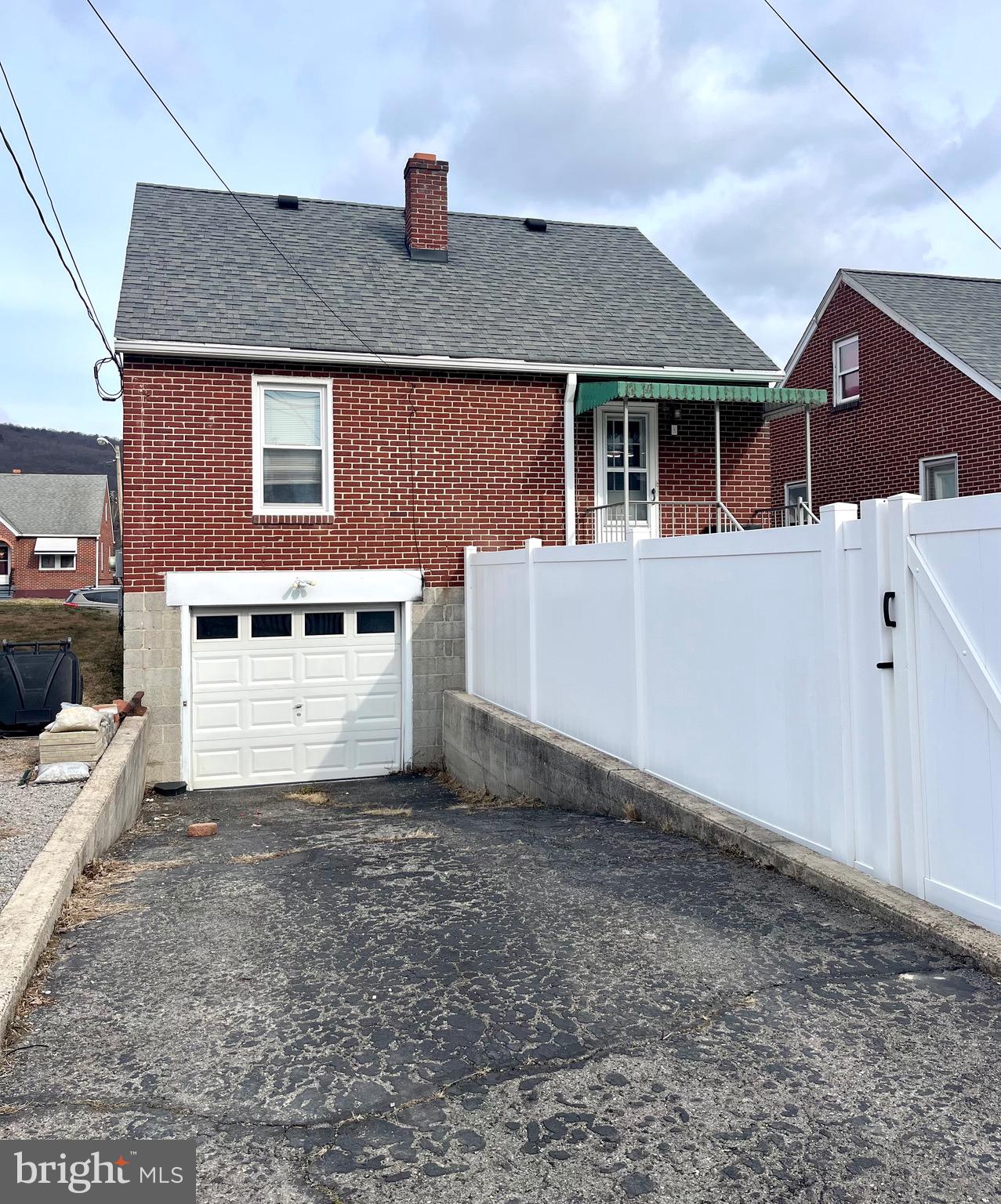 BOWLING GREEN - Residential