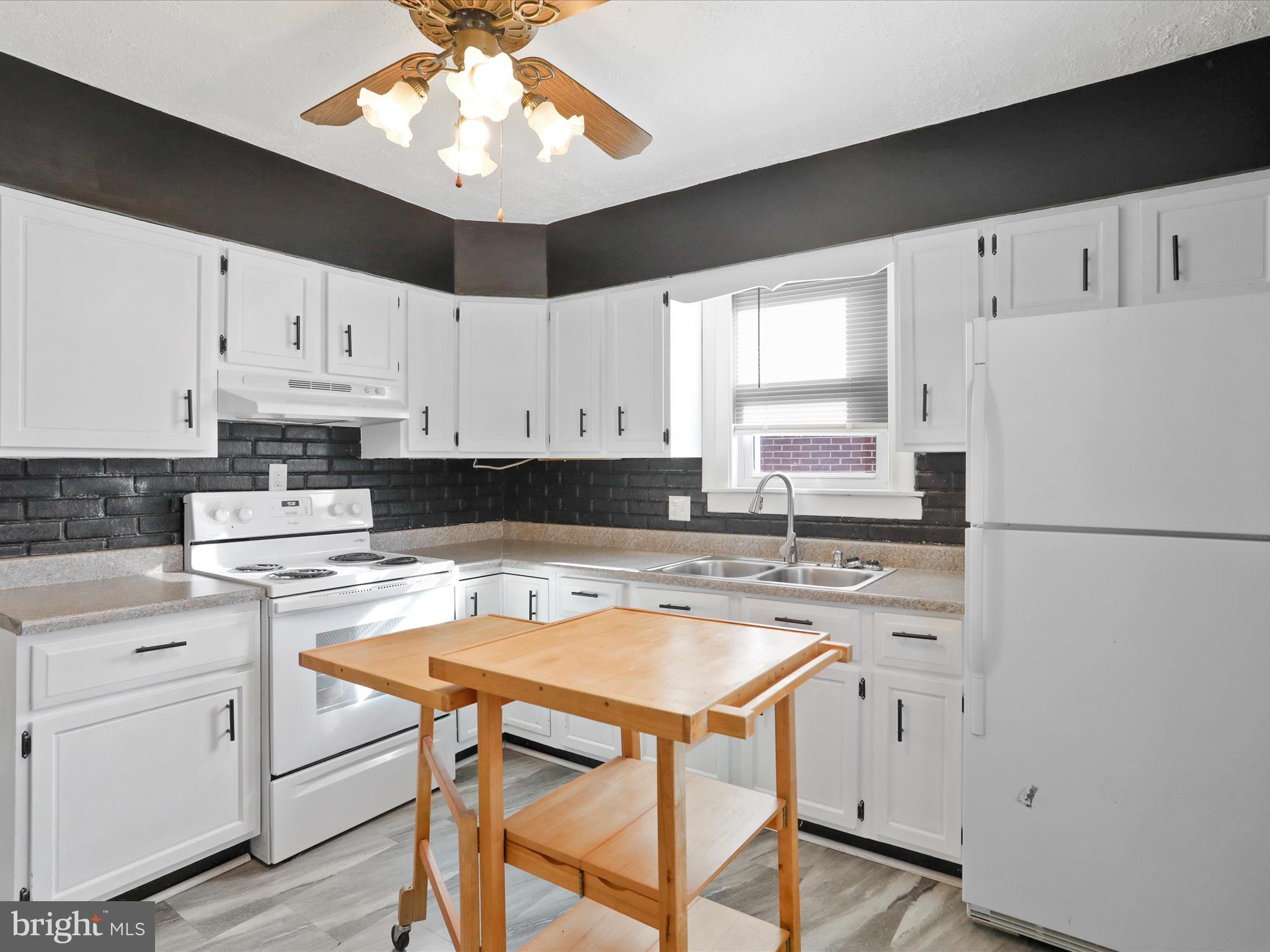 BOWLING GREEN - Residential