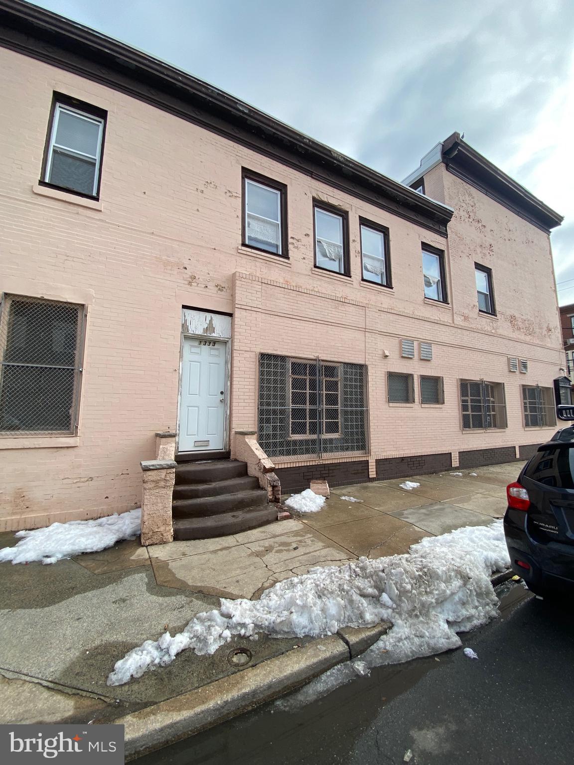 POINT BREEZE - Residential